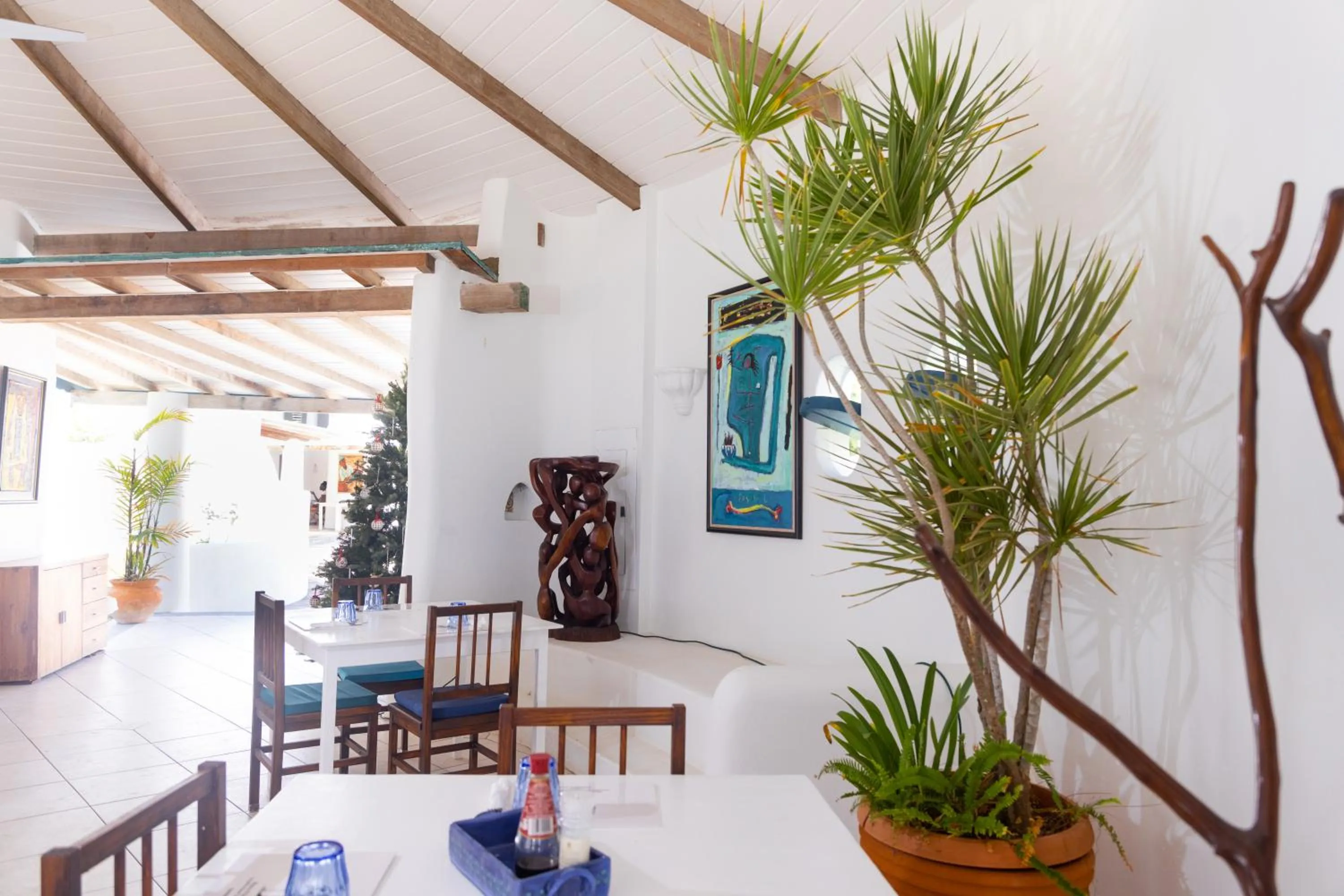 Restaurant/places to eat in OceanBlue Resort