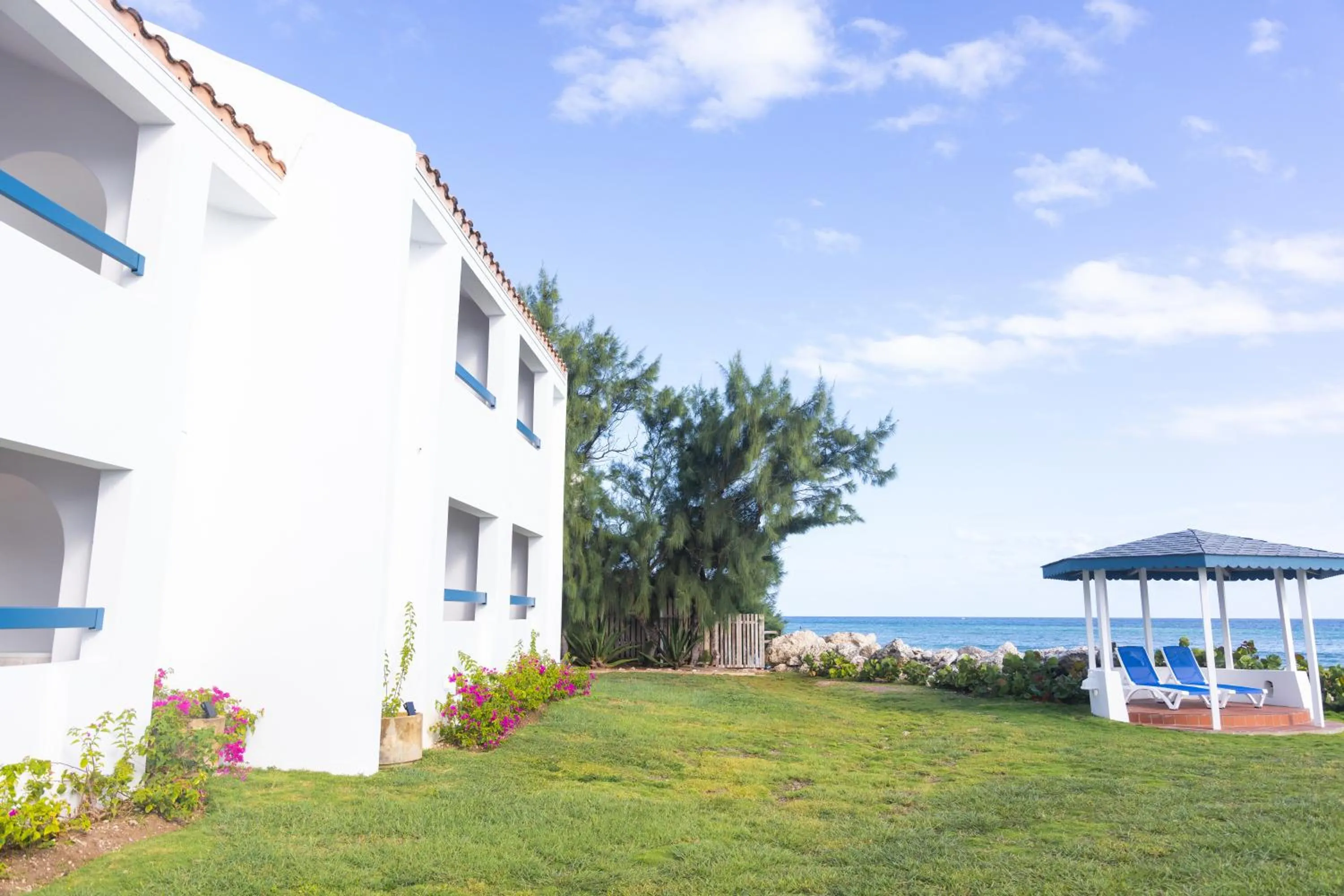 Property building in OceanBlue Resort