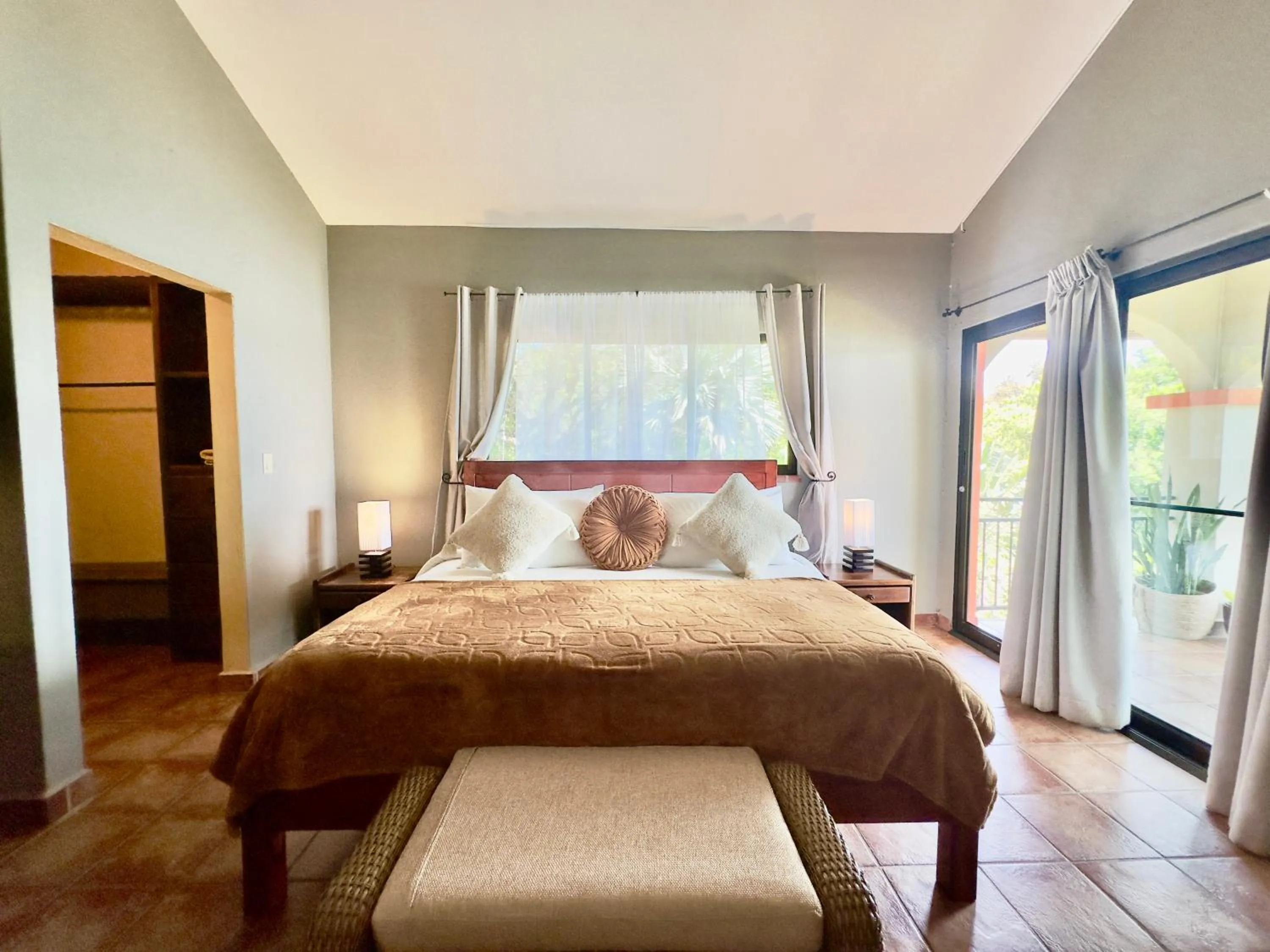 Bed in Seagull Cove Resort