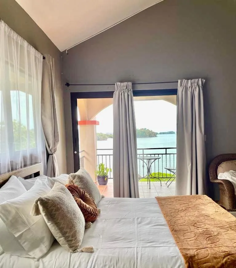 Bed in Seagull Cove Resort