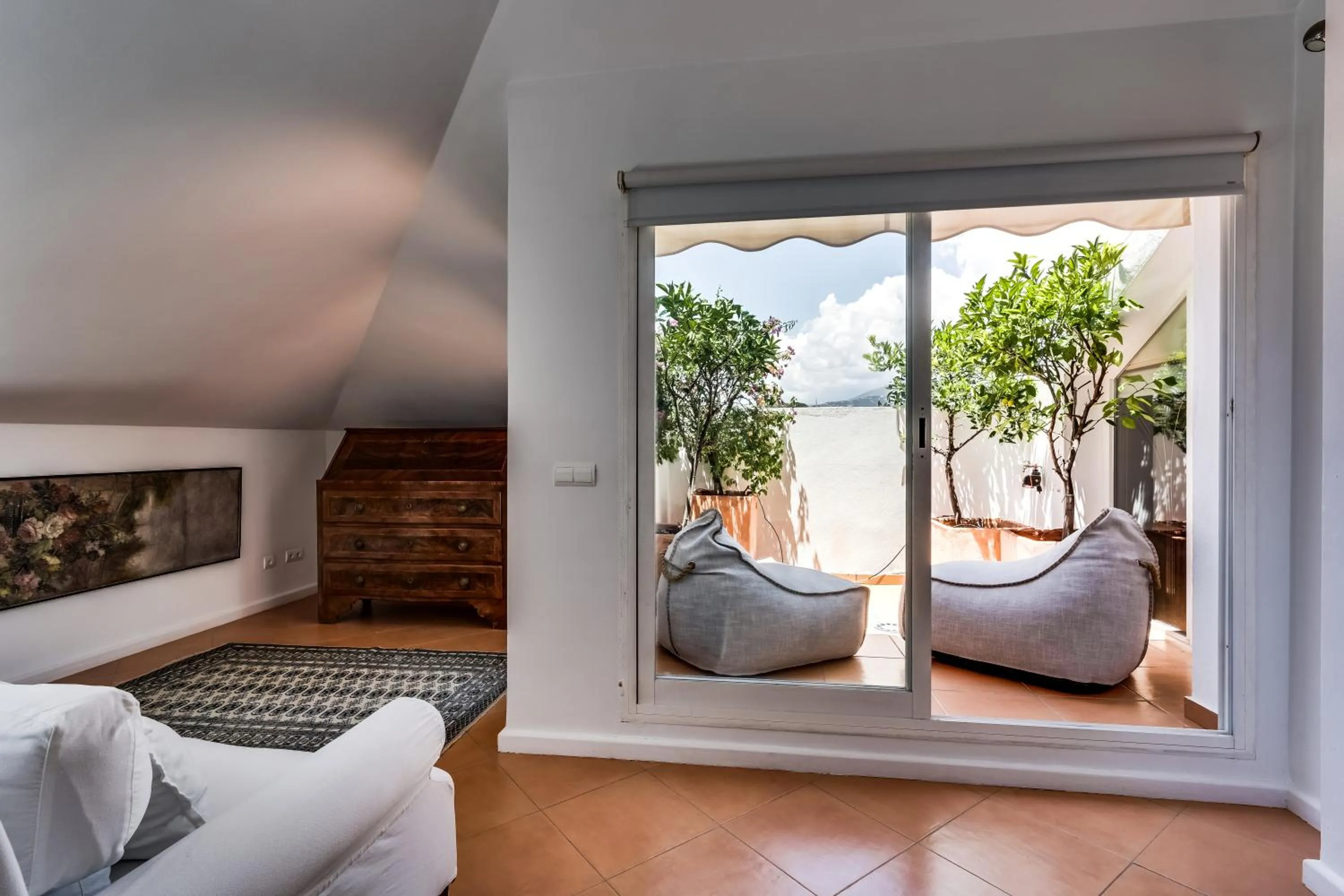 Bedroom in Molo Luxury Suites Puerto Banus