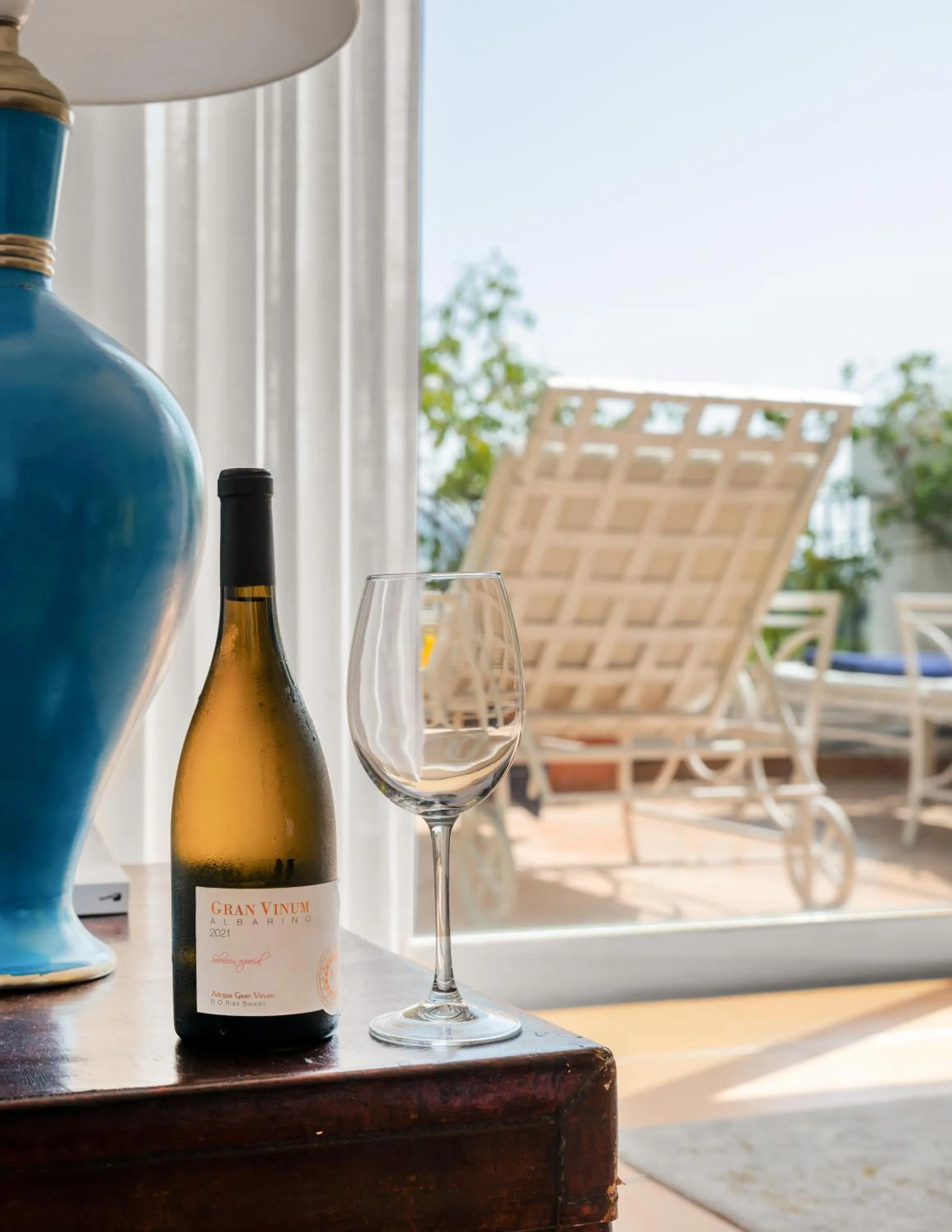 Decorative detail in Molo Luxury Suites Puerto Banus