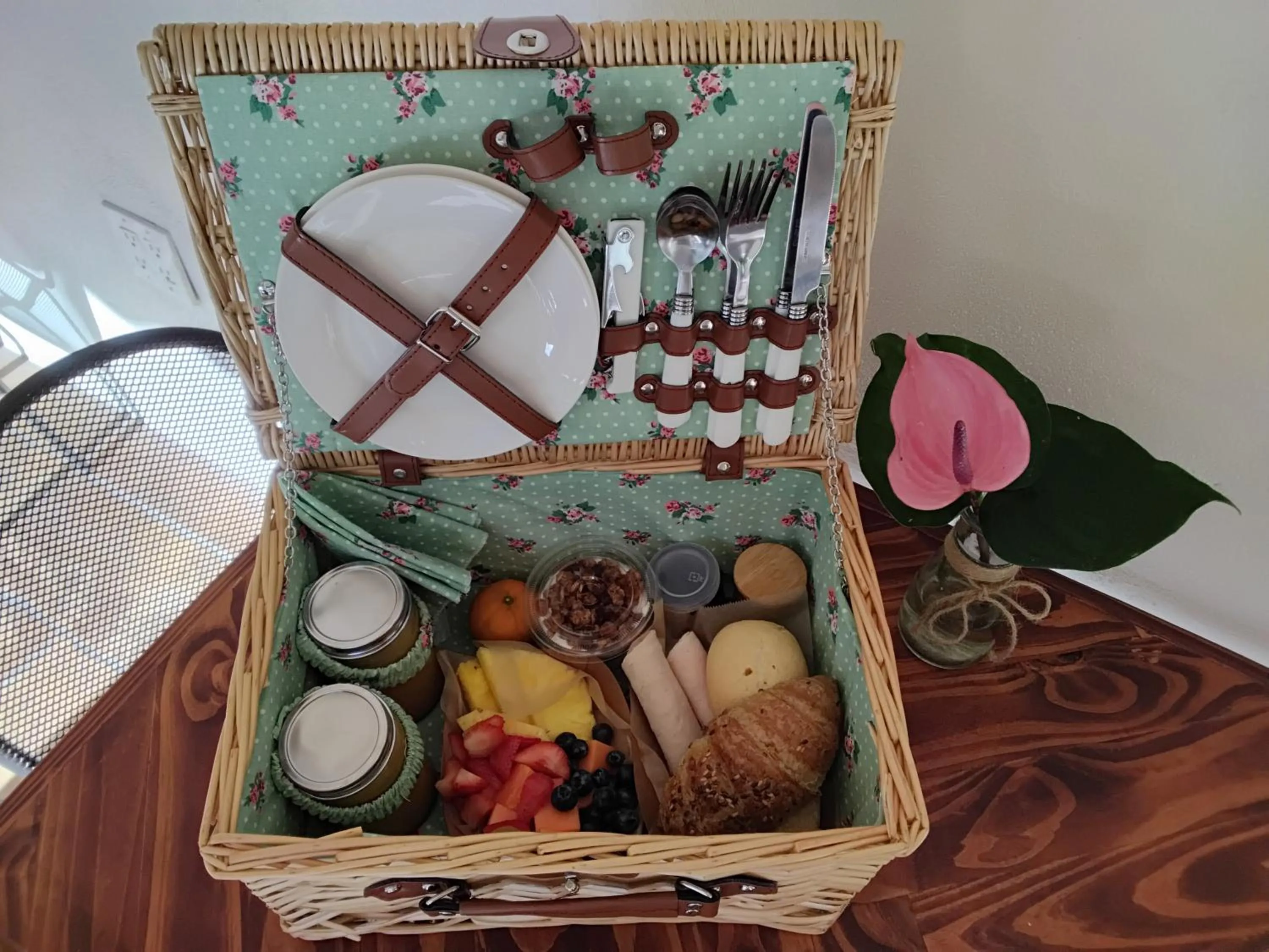 Breakfast in Casa Grande Mountain Retreat - Adults Only