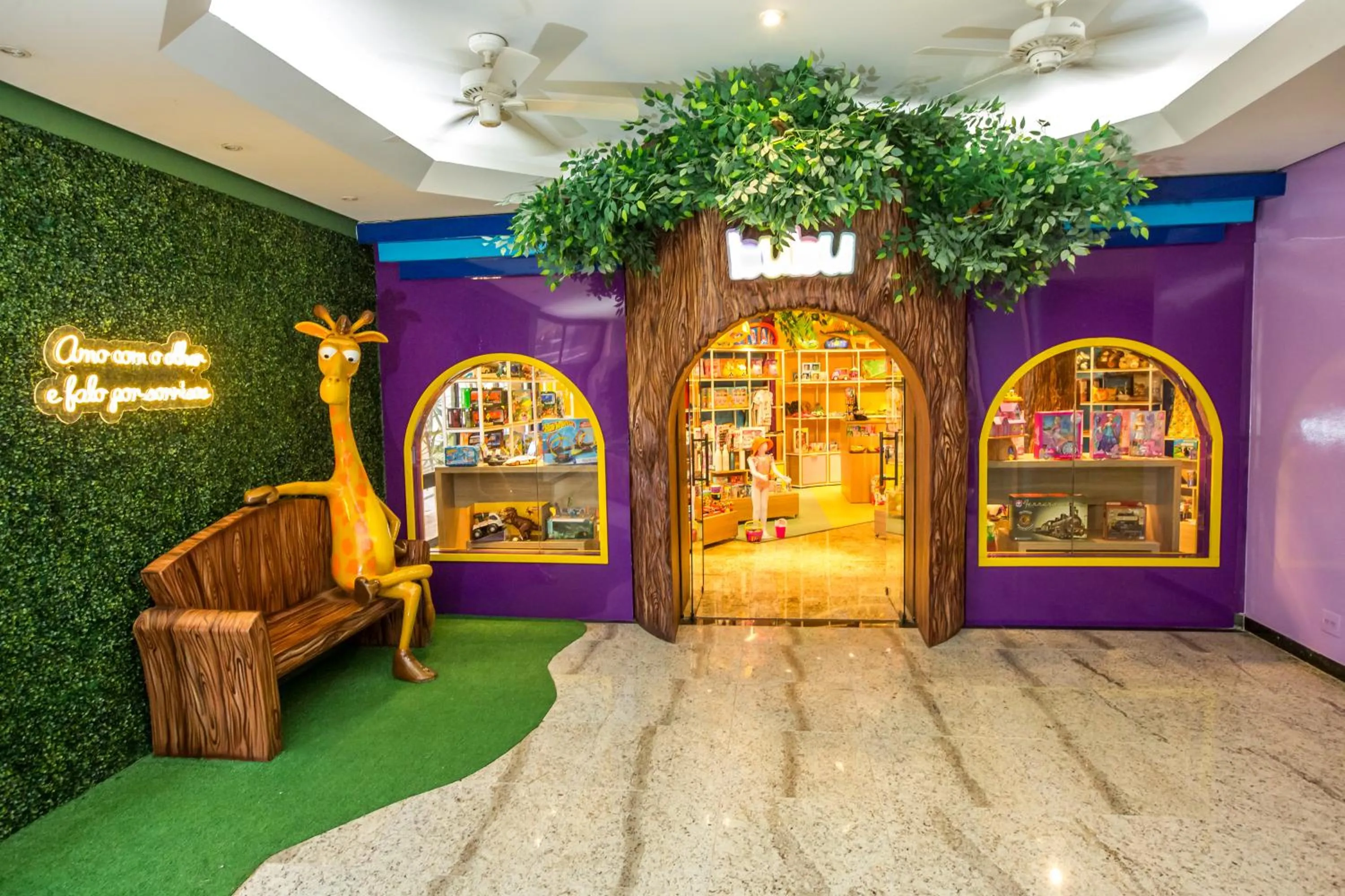 children in Blue Tree Thermas de Lins Resort