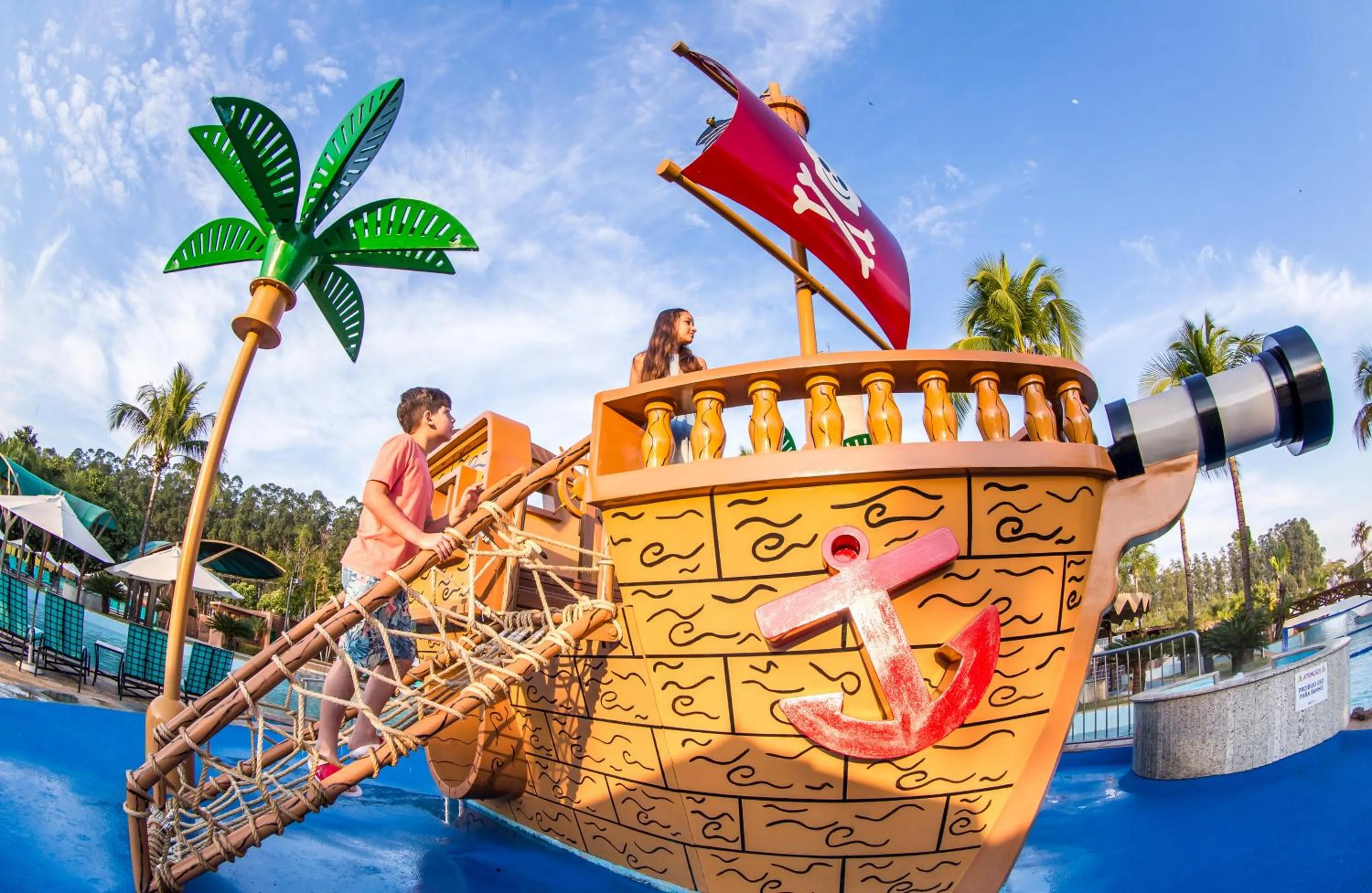 Pool view in Blue Tree Thermas de Lins Resort