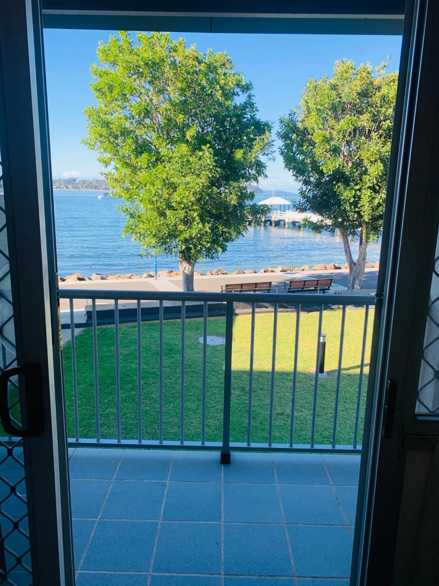 Garden in Zorba Waterfront Motel