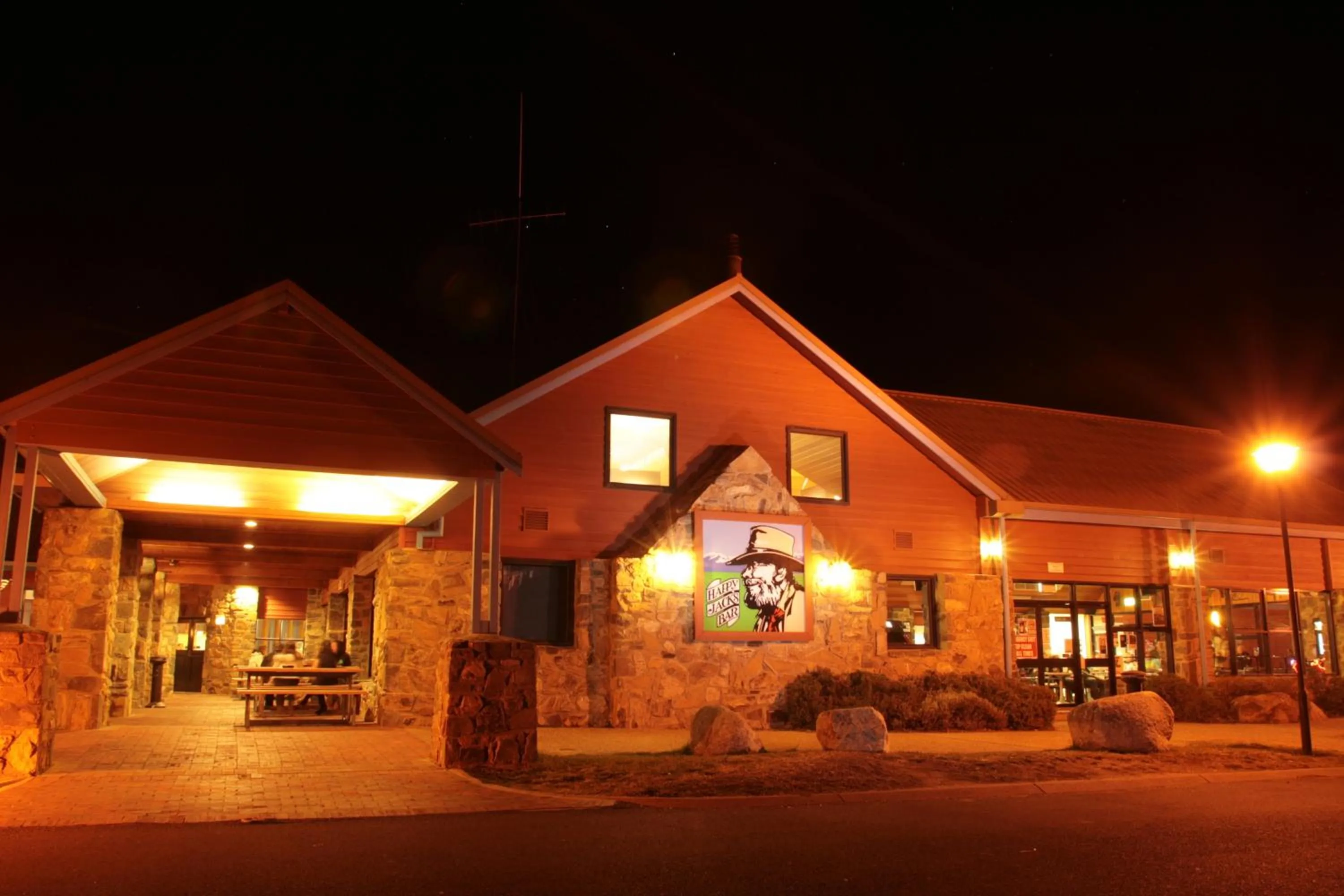 Facade/entrance in The Station Hotel