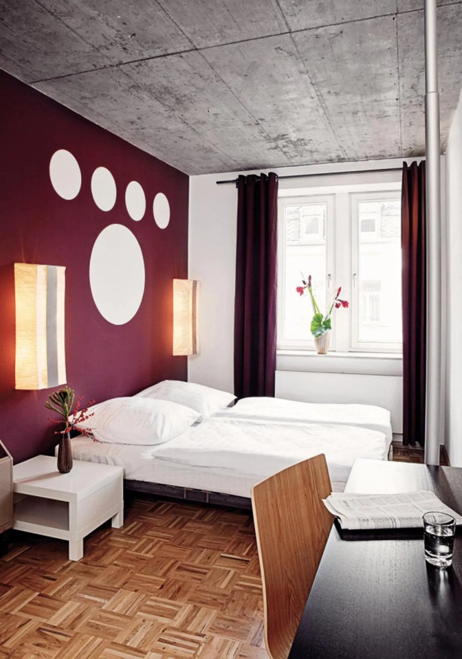 Bed in Five Elements Hostel and Capsules Frankfurt