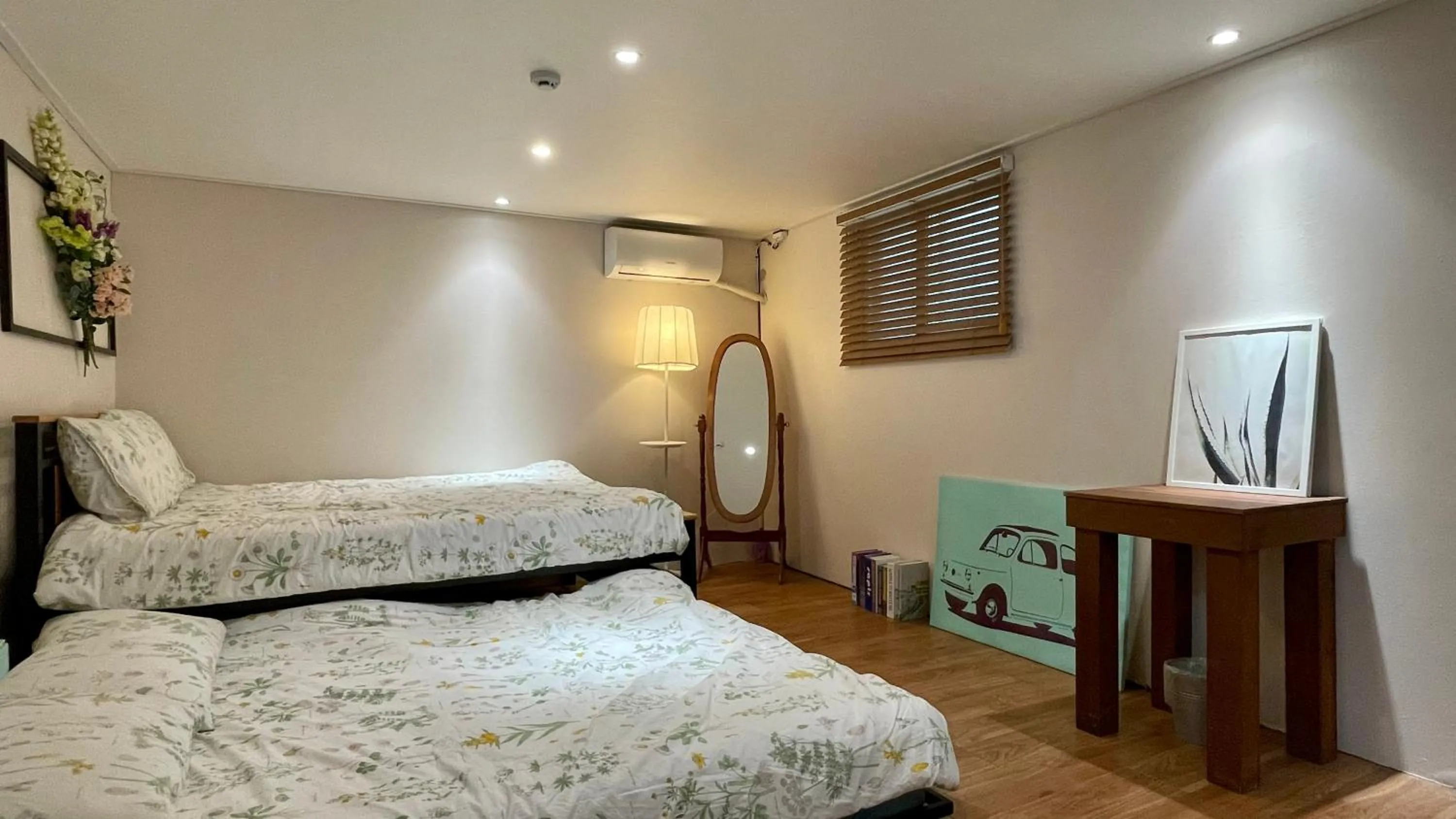 Bed in SISnBRO Guesthouse