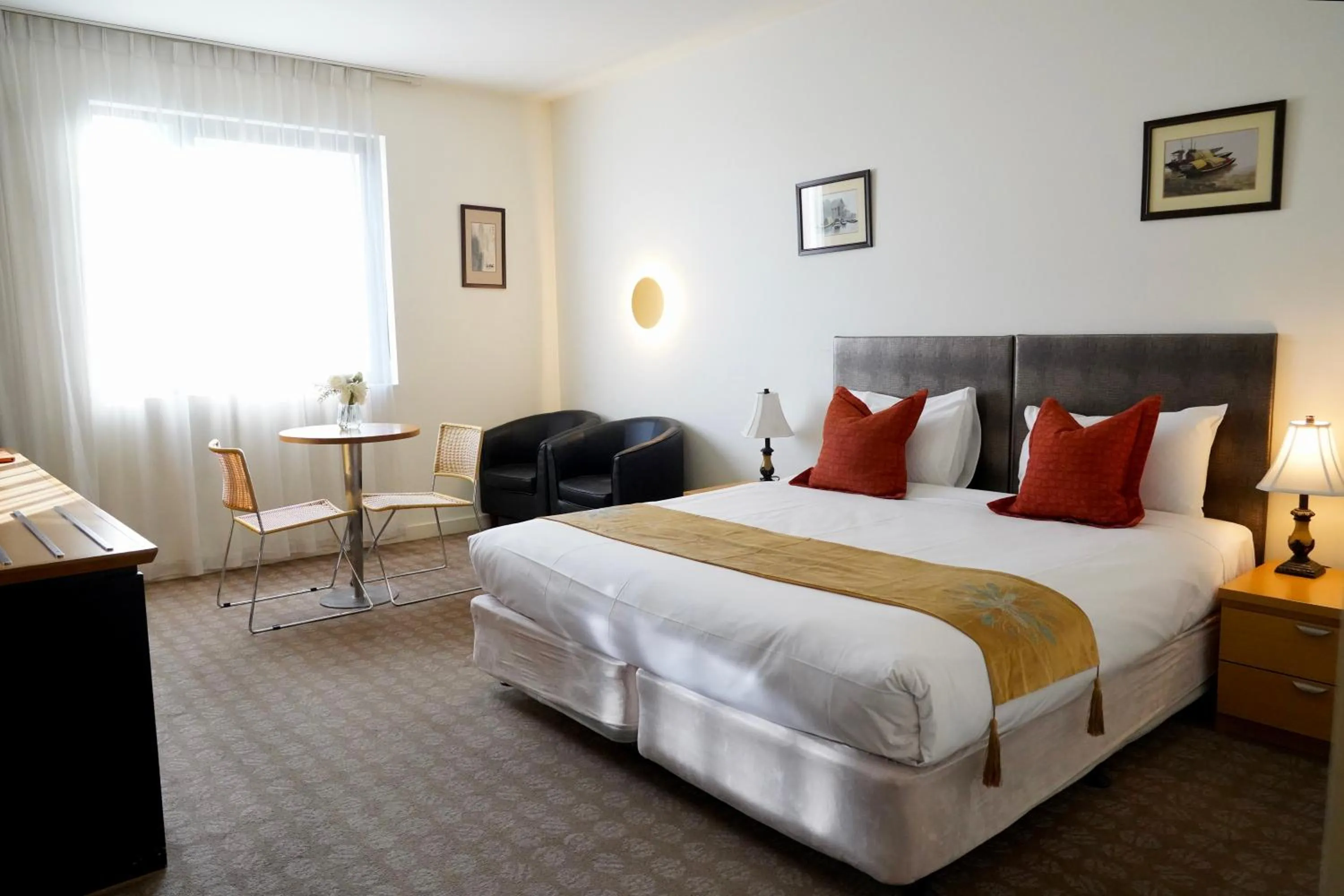 Bedroom, Bed in Golden Pebble Hotel