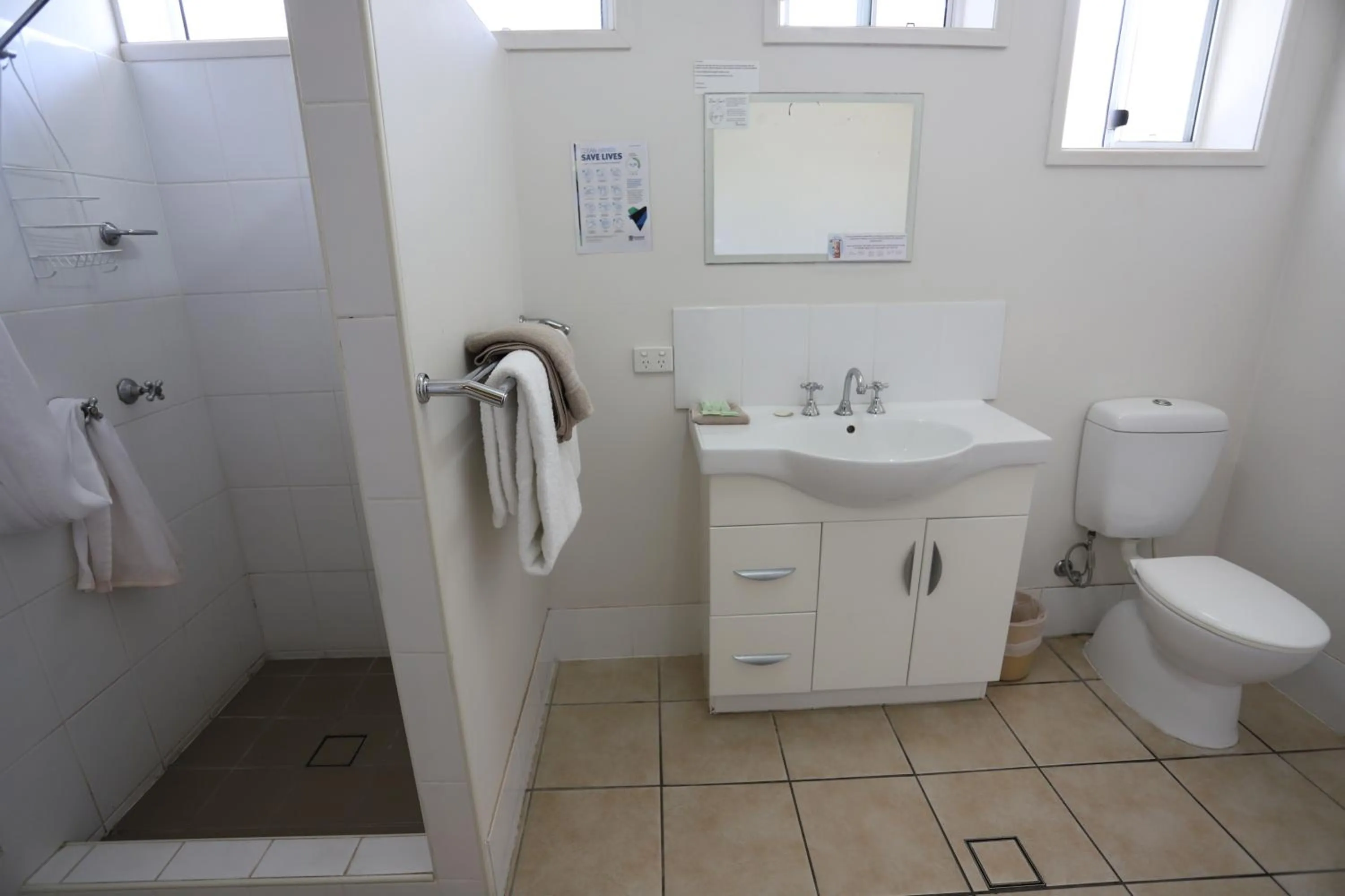 Shower in Tropic Coast Motel