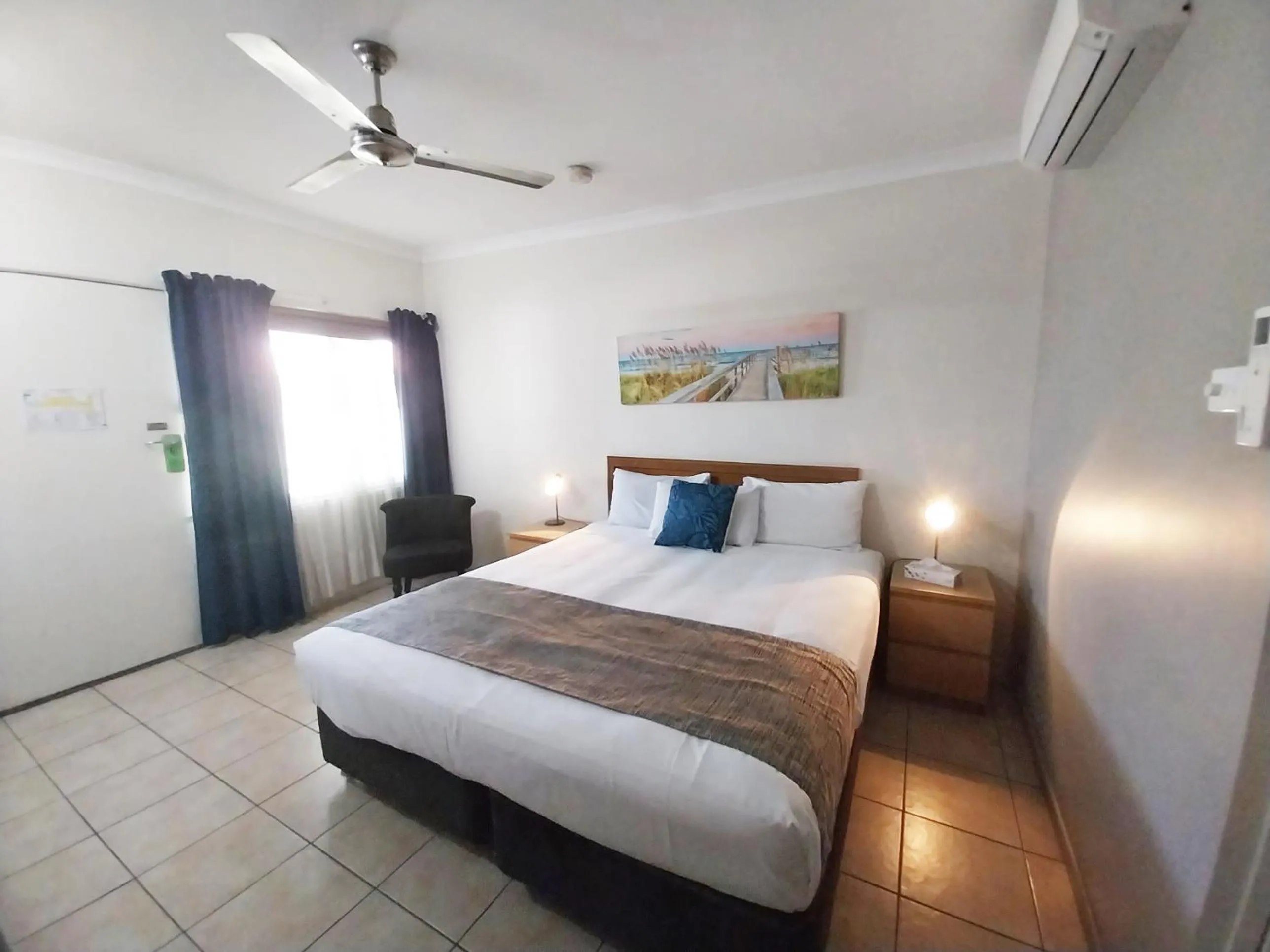 Bed in Tropic Coast Motel