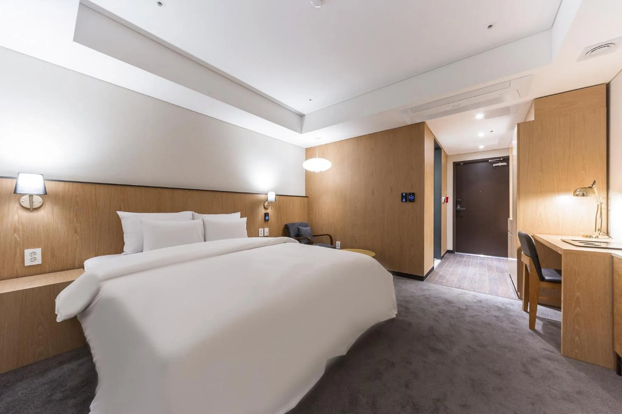 Photo of the whole room, Bed in Gwangju HOUND Hotel