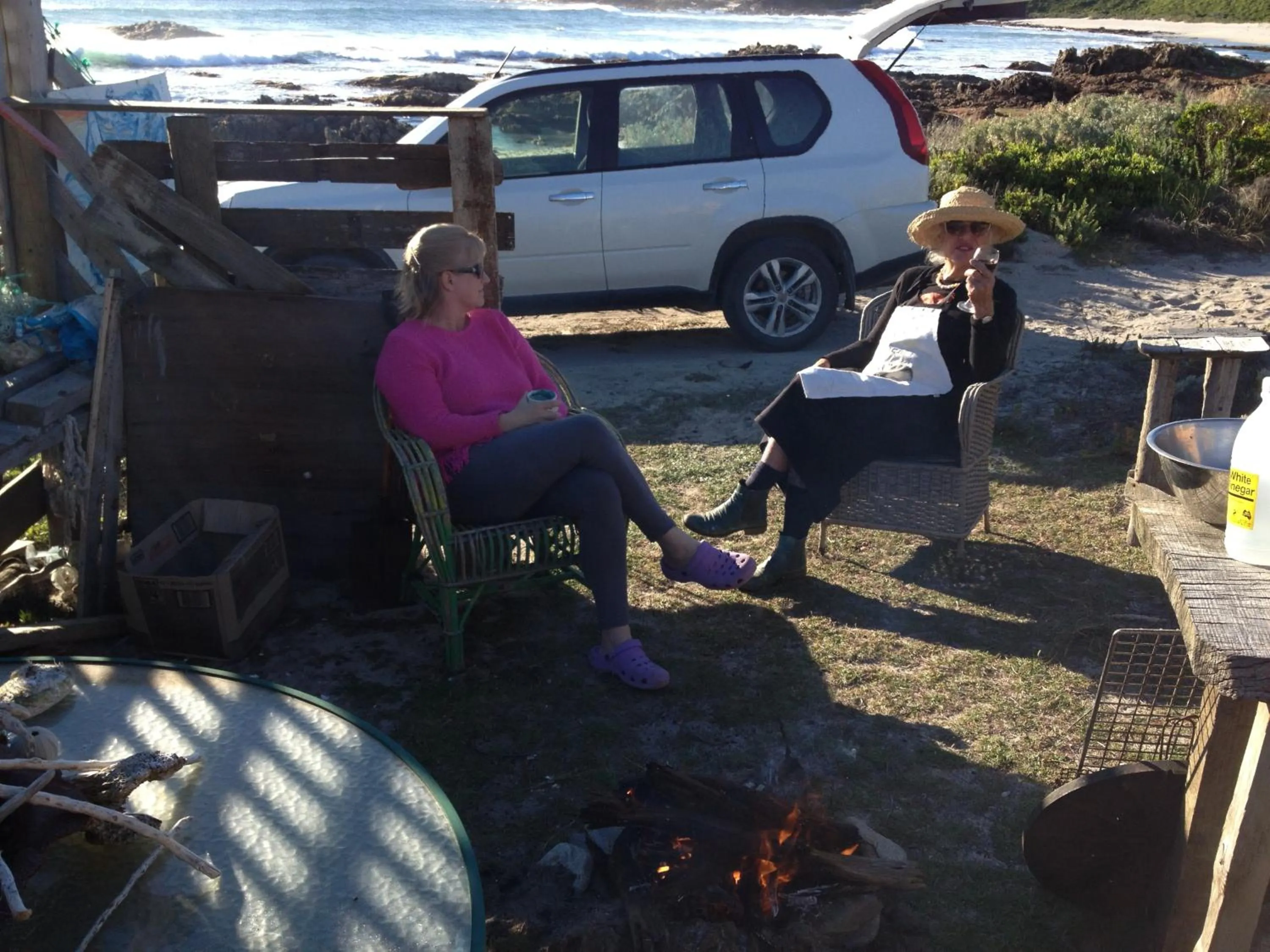 Food and drinks in Island Breeze Motel