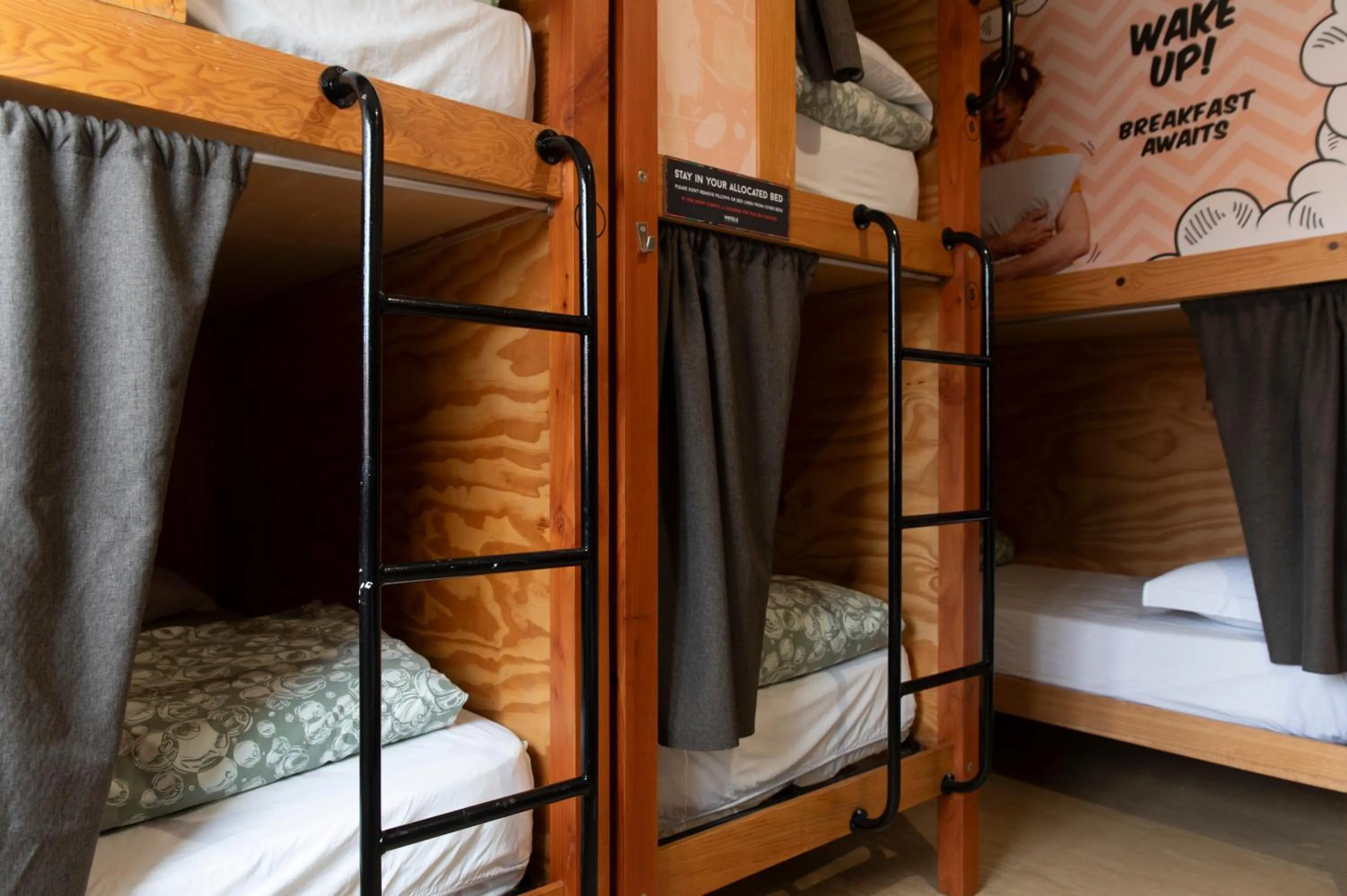 bunk bed, Bed in WOT Nomad Social