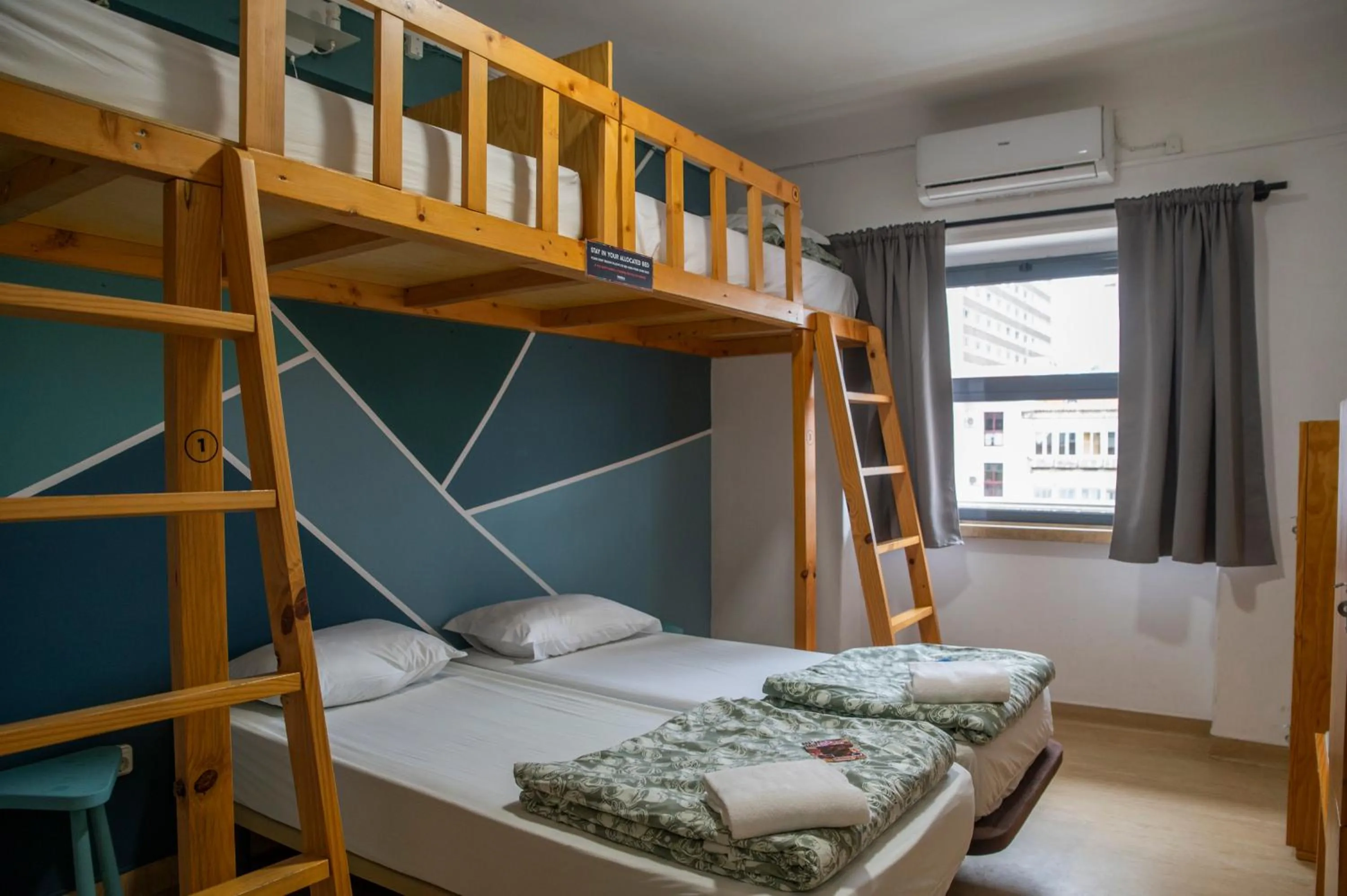 Bed in WOT Nomad Social