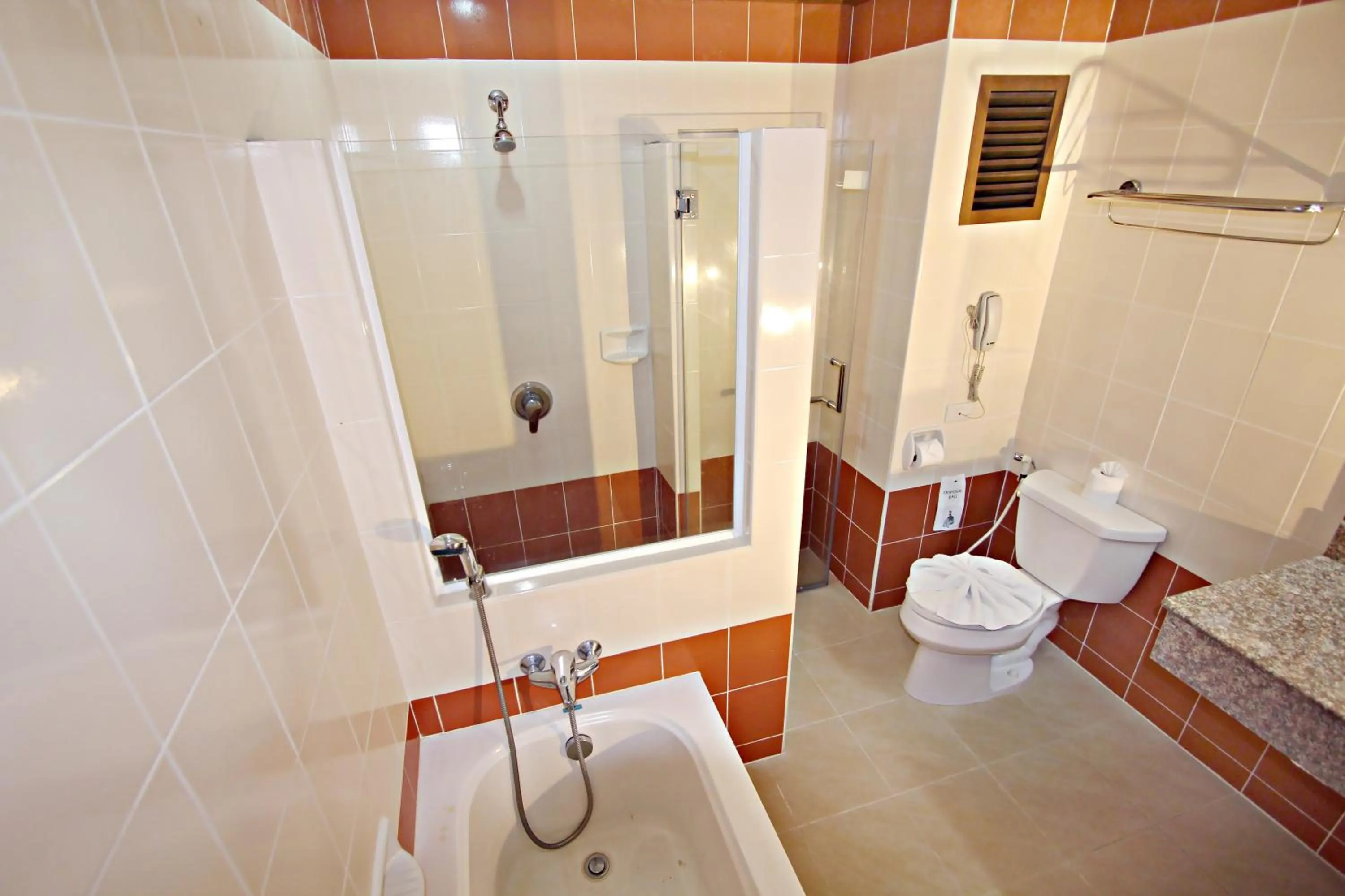 Shower in Lek Villa
