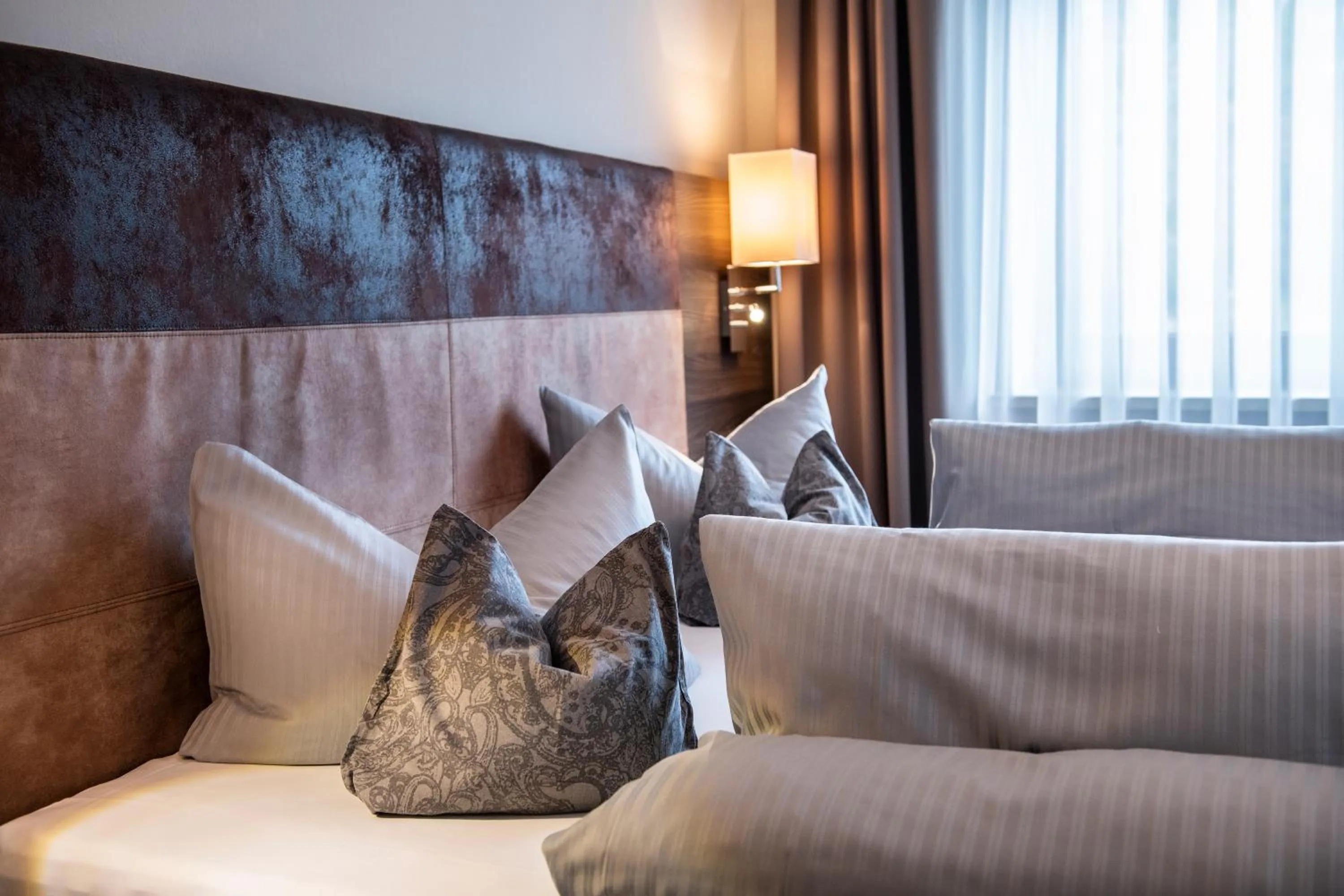 Bed in Sporthotel Bernrieder Hof GmbH