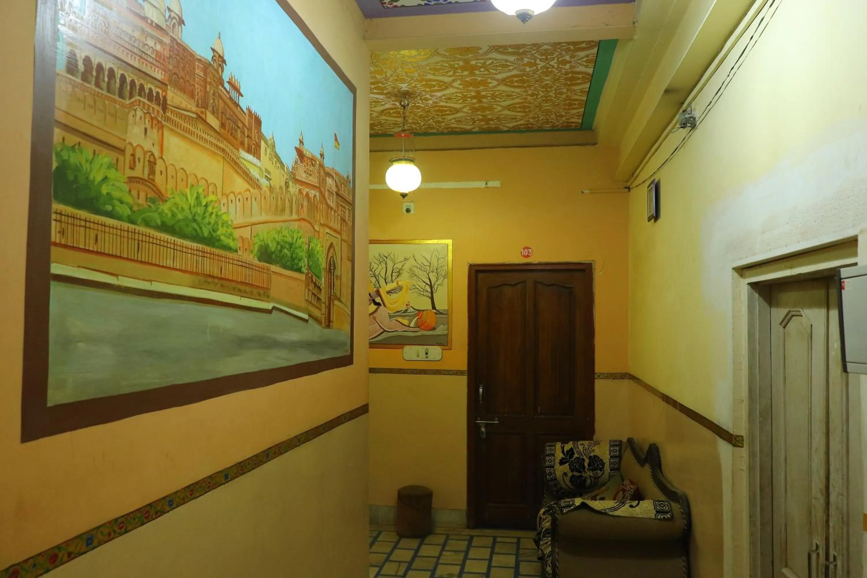 Lobby or reception in Jamna Vilas Guest House and Restaurant