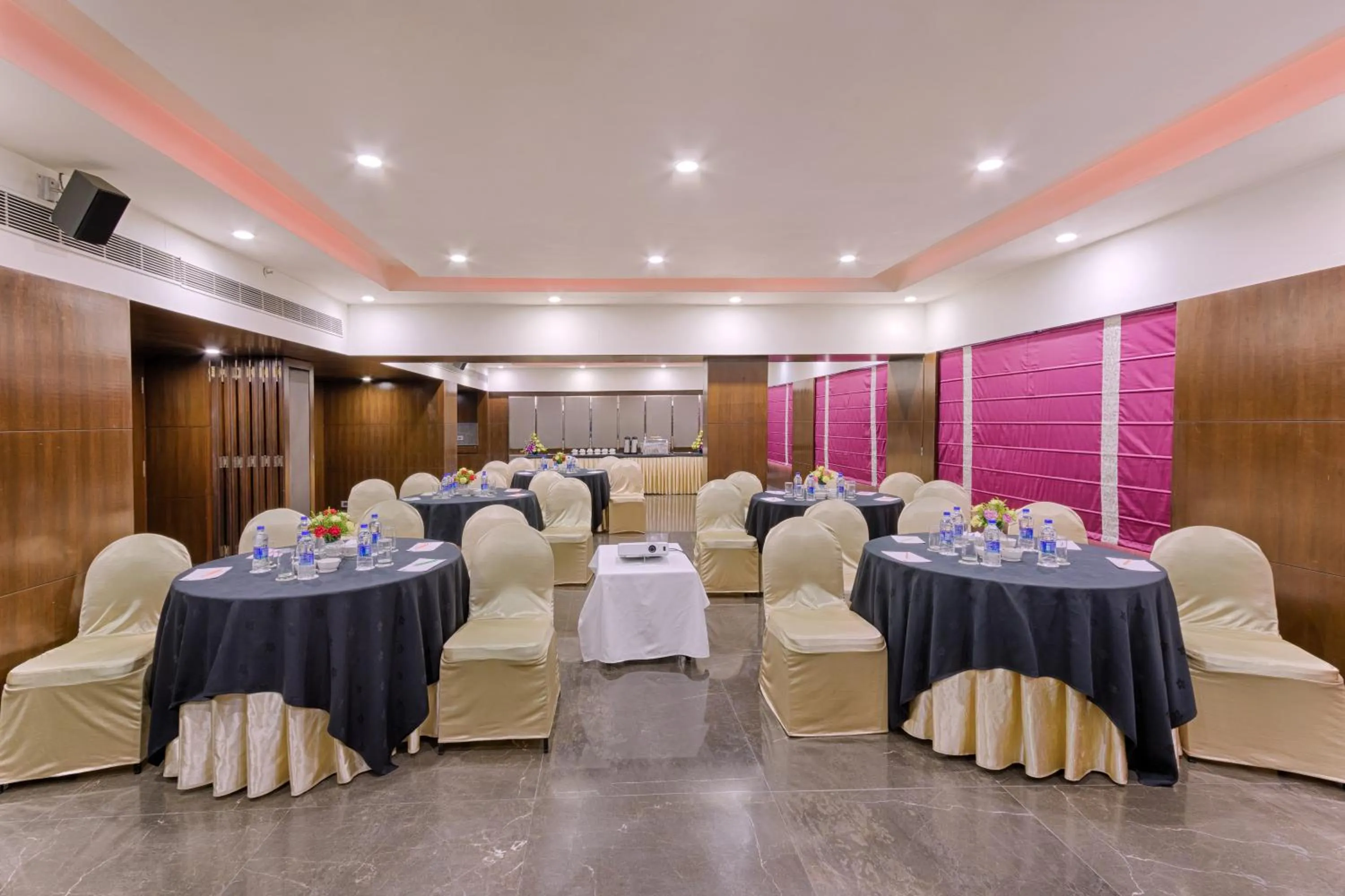 Meeting/conference room in Quality Hotel D V Manor