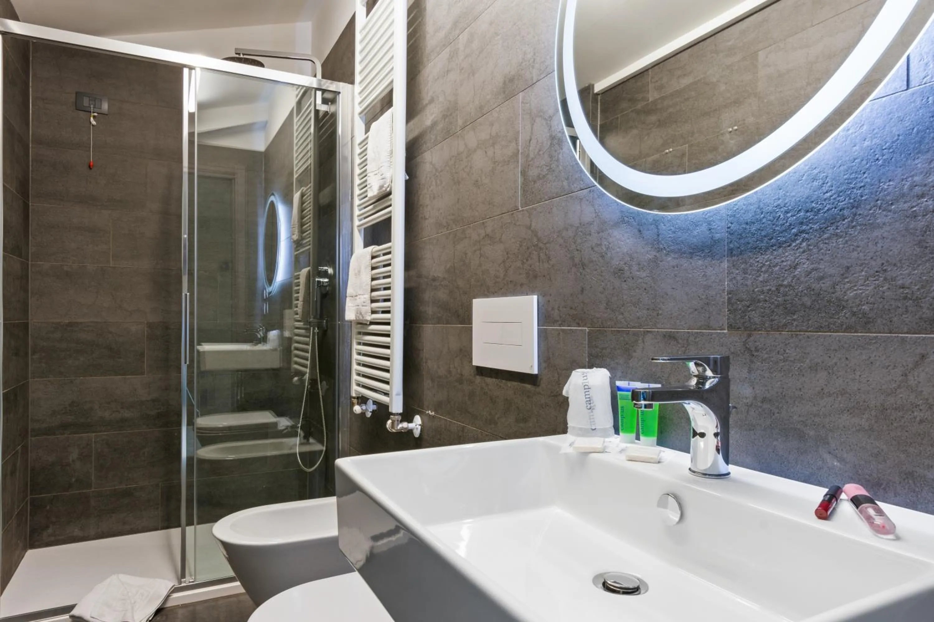 Staff in Camplus Firenze Fortezza Casa Per Ferie