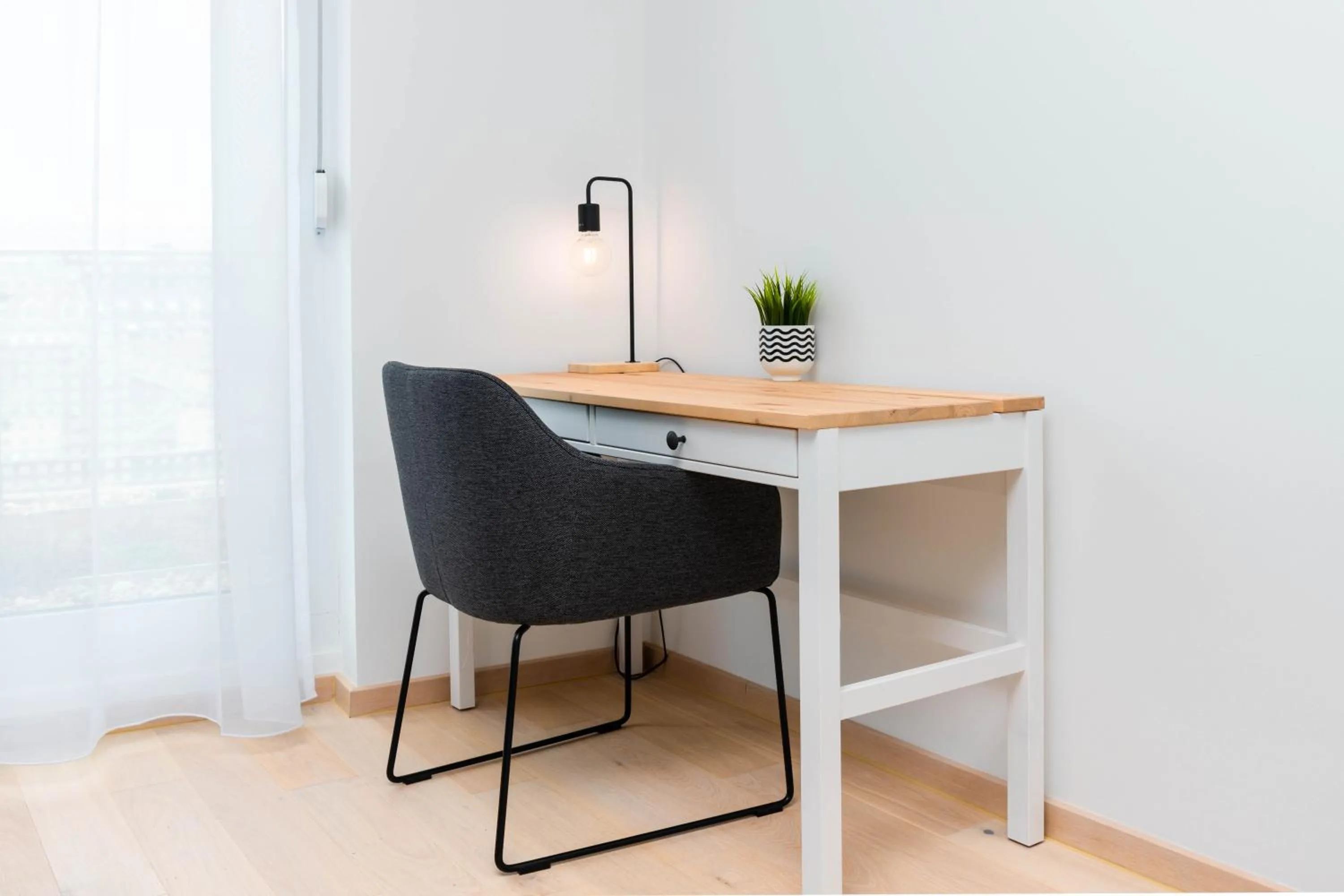 Seating area in Elisabeth Downtown Apartments by FirstHost