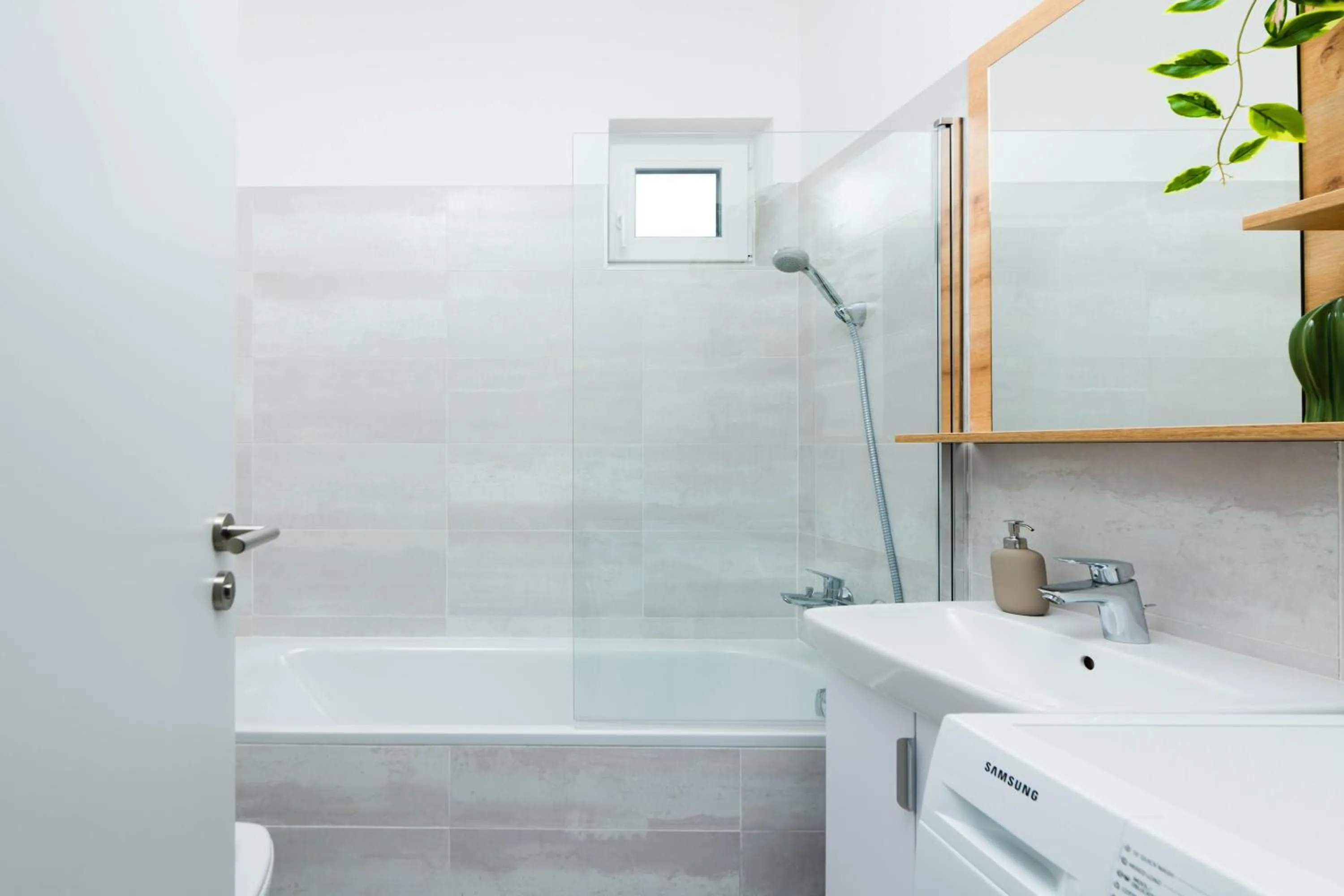 Shower in Elisabeth Downtown Apartments by FirstHost