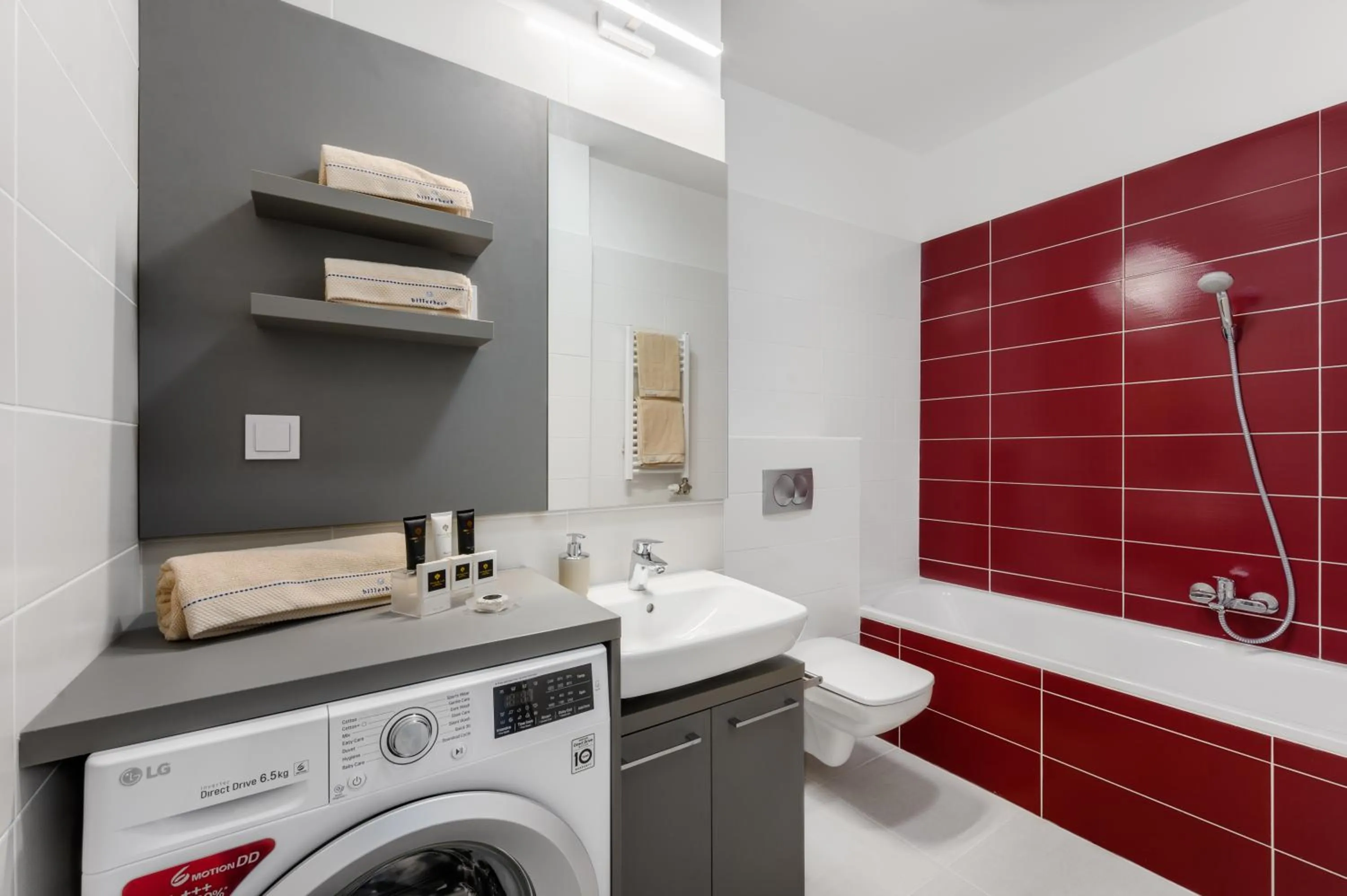 Shower in Elisabeth Downtown Apartments by FirstHost