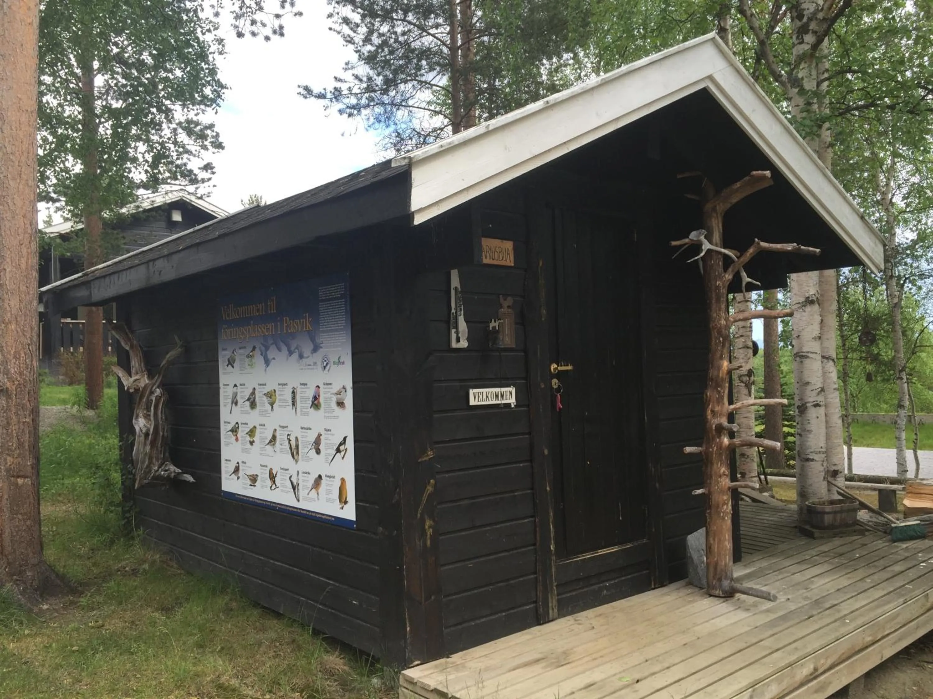 Facade/entrance in BIRK bed & birds