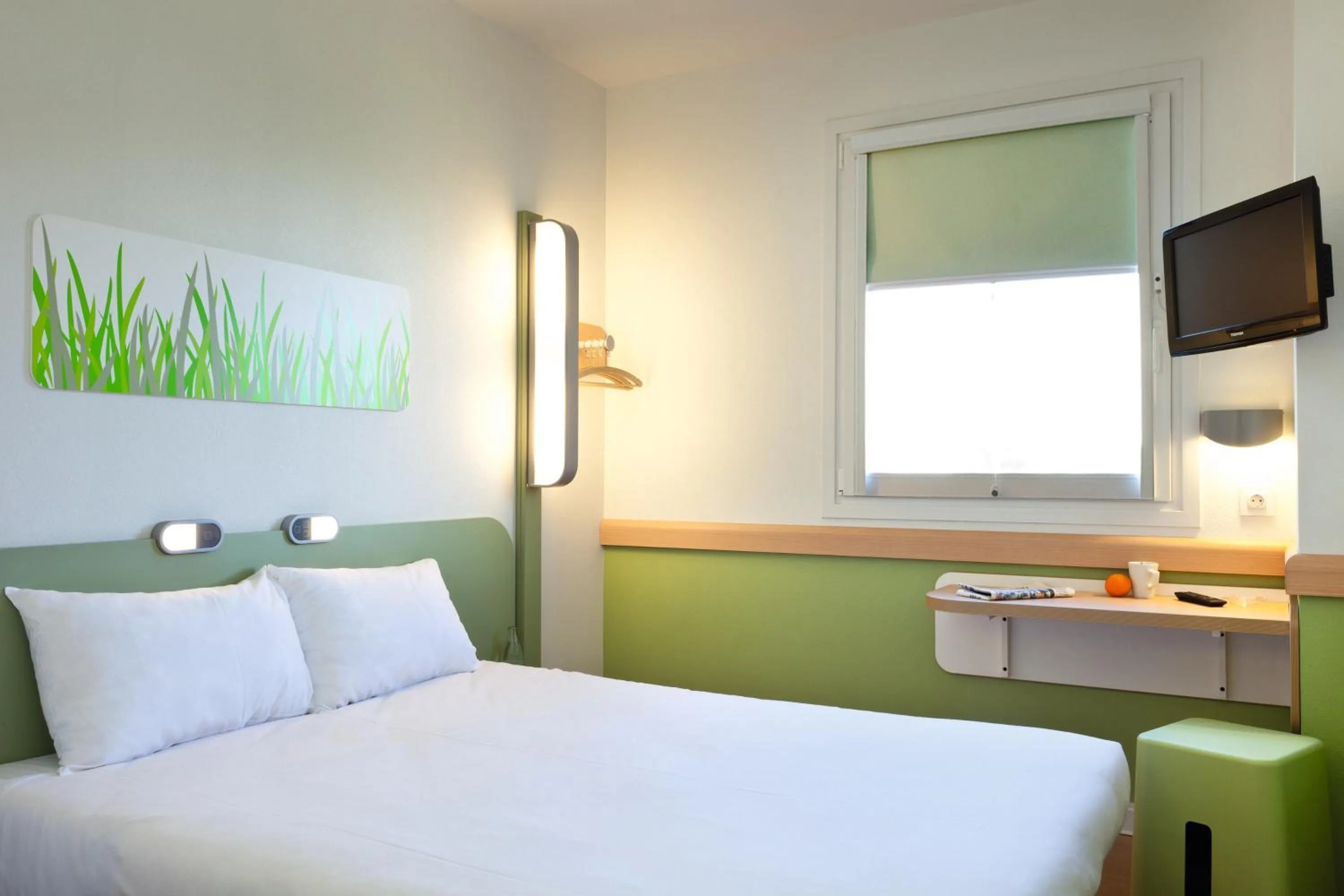 Bed in Ibis Budget Barcelona Sant Andreu De La Barca