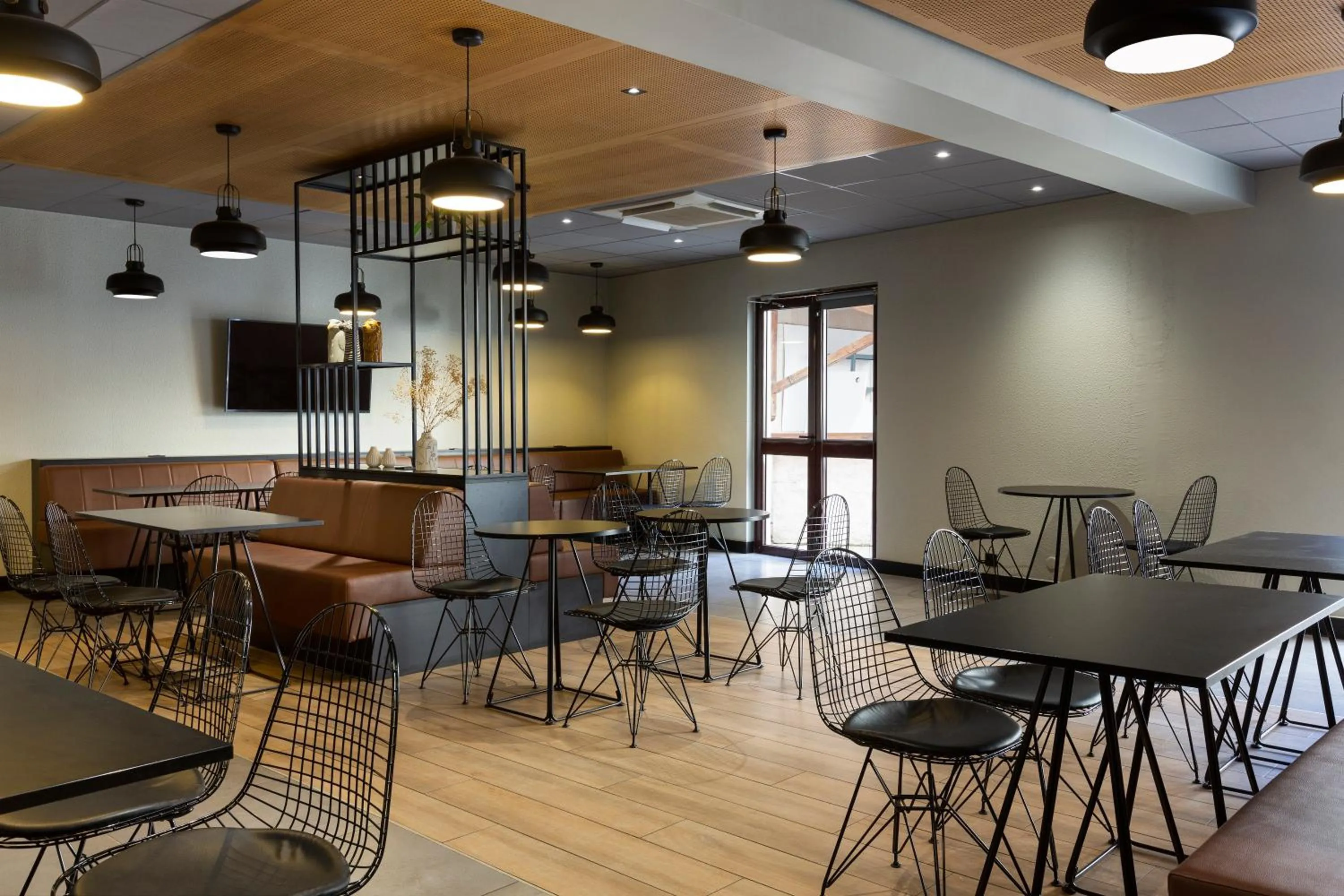 Breakfast in Ibis Marseille Centre Prefecture