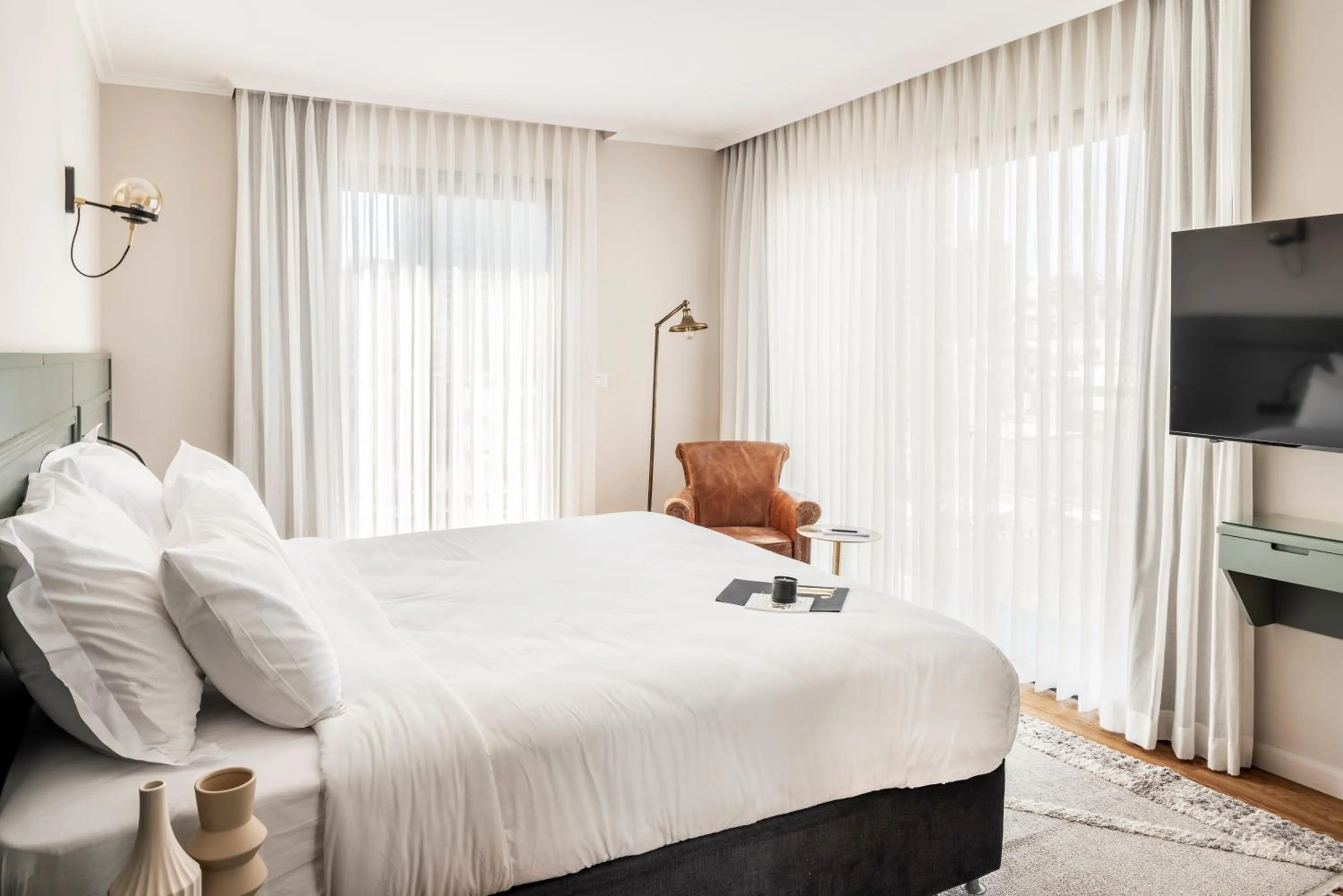 Bed in Jo Shtibel Tel-Aviv