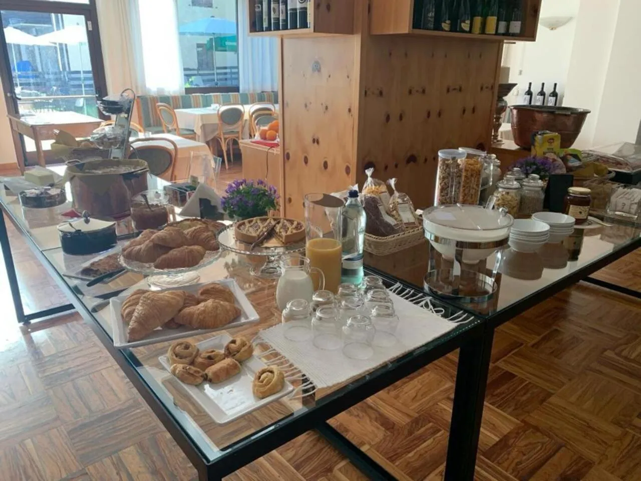 Food and drinks in Hotel Posta