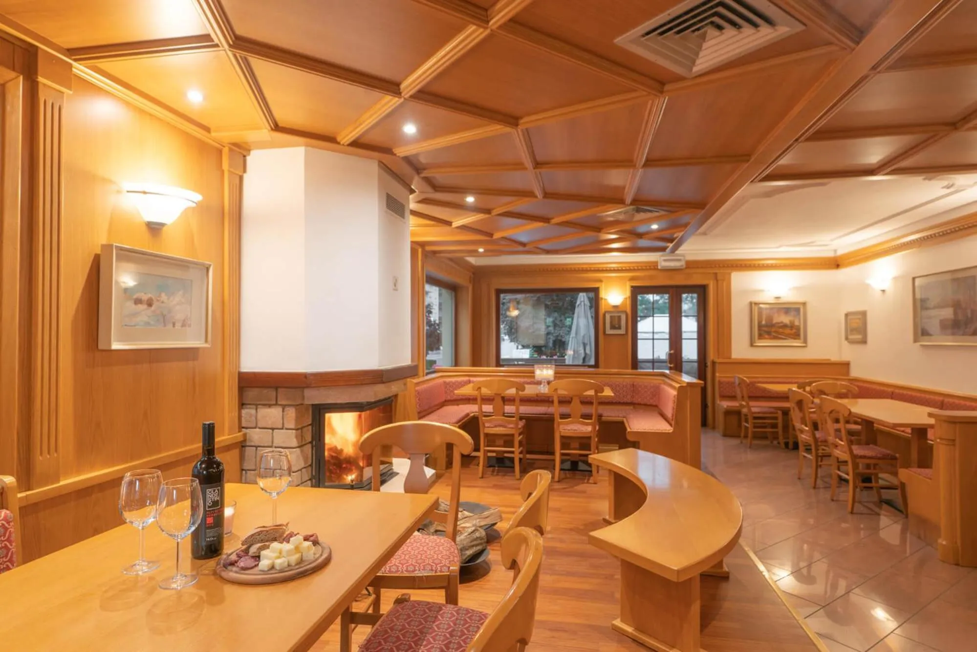 Lounge or bar in Hotel Posta