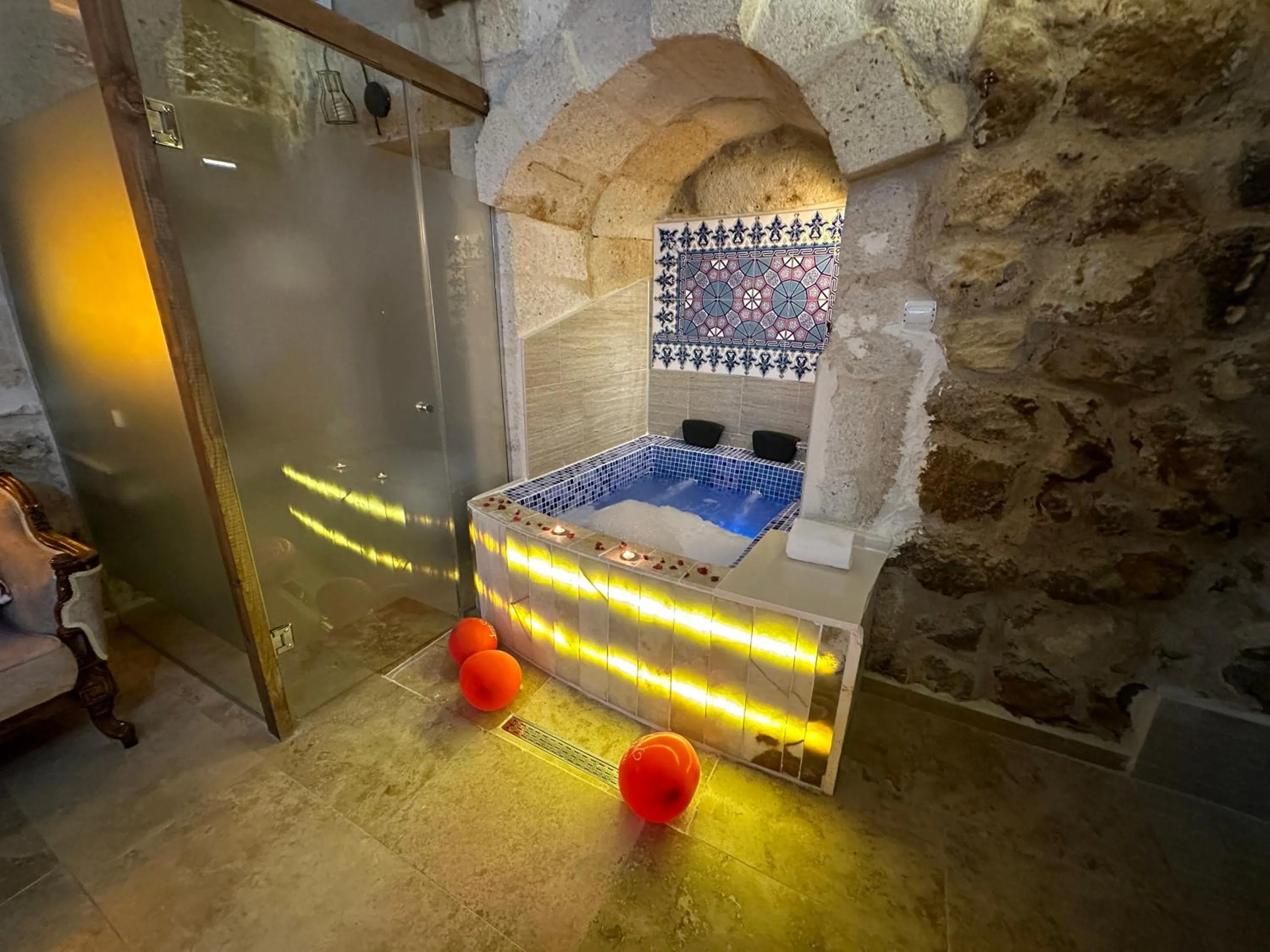 Zuwinasa House Hotel