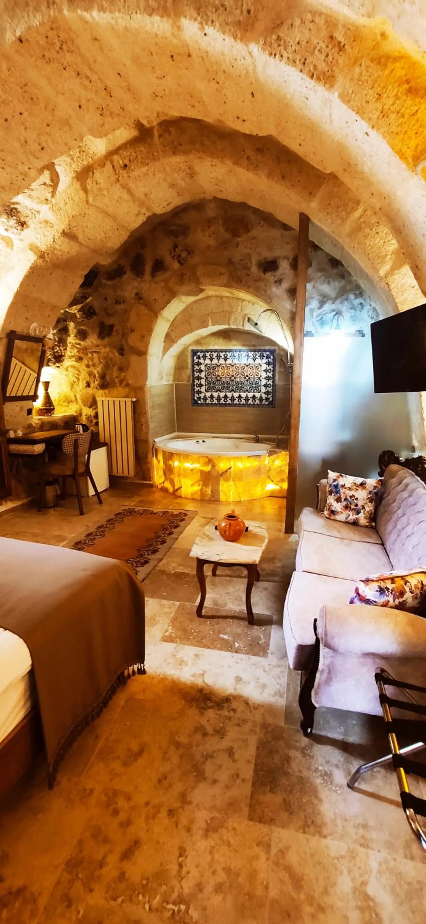 Zuwinasa House Hotel