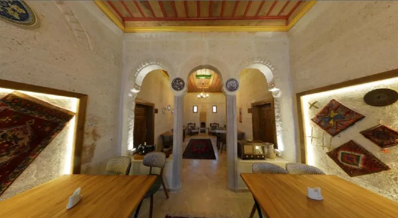 Zuwinasa House Hotel