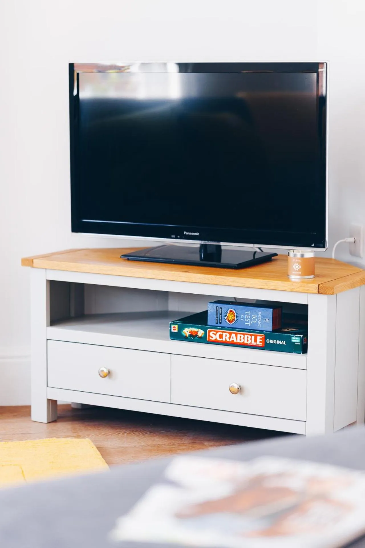 TV and multimedia in South Street Apartments