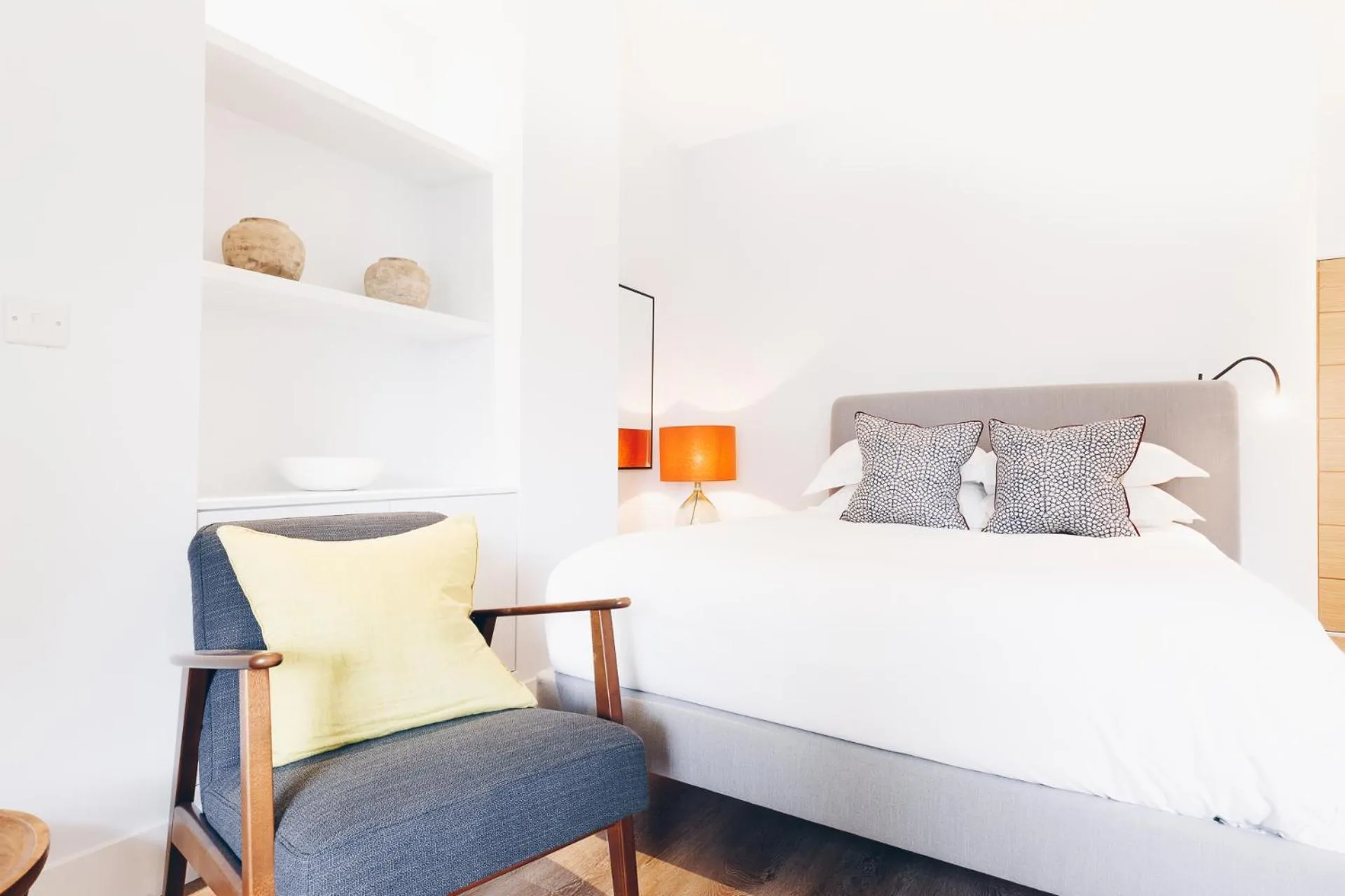 Bed in South Street Apartments