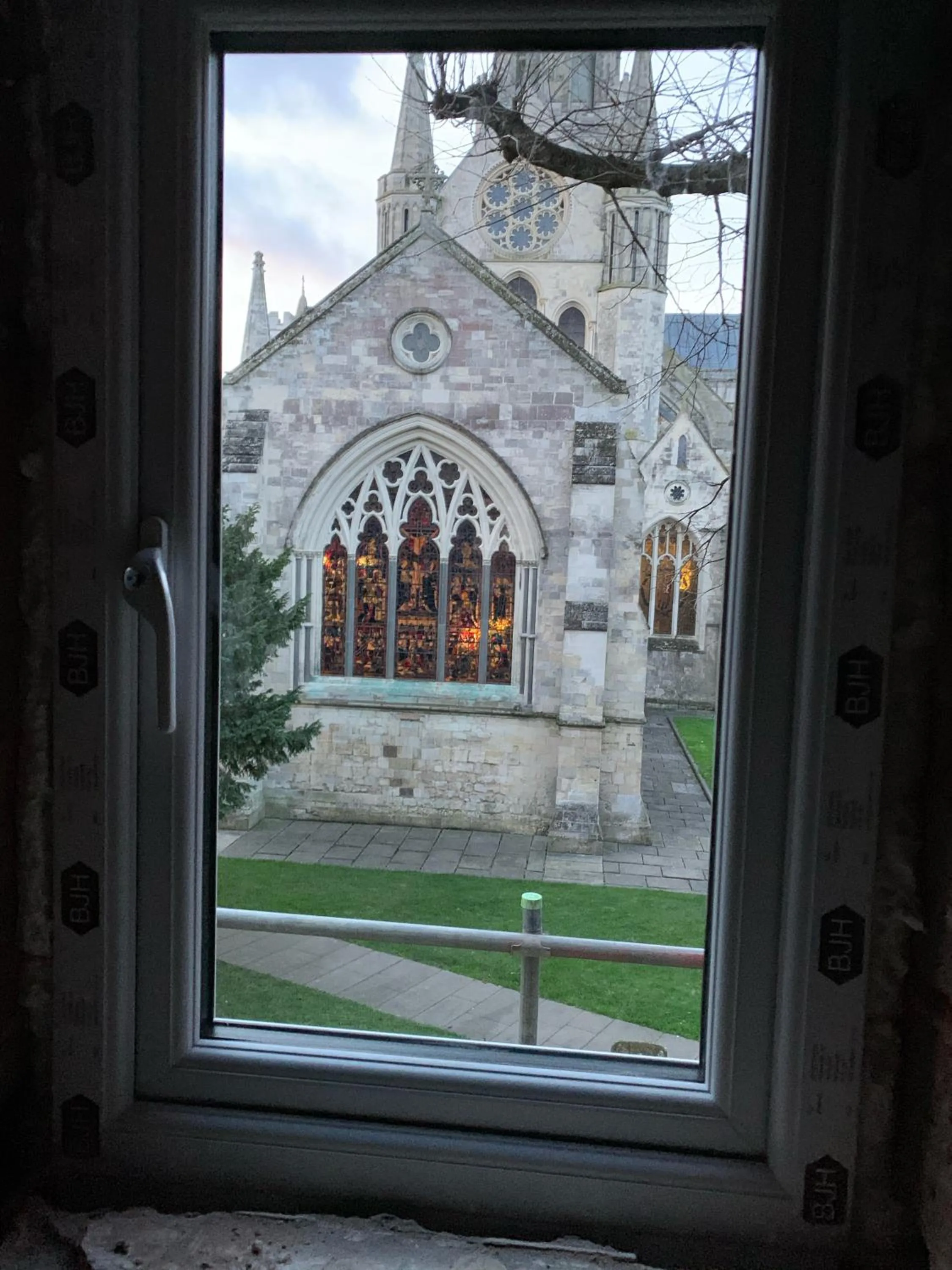 Nearby landmark in South Street Apartments