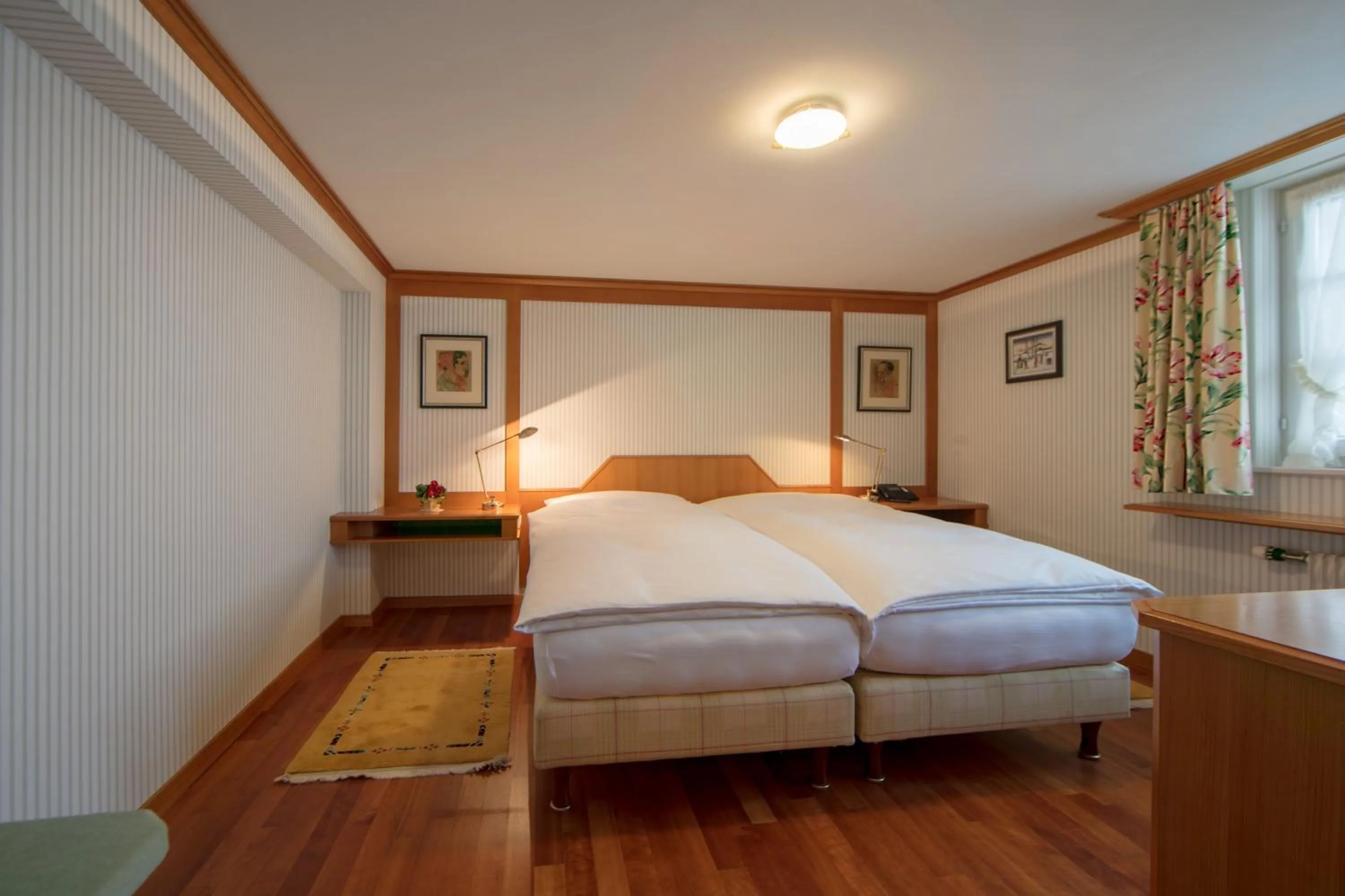 Bed in Hotel Säntis