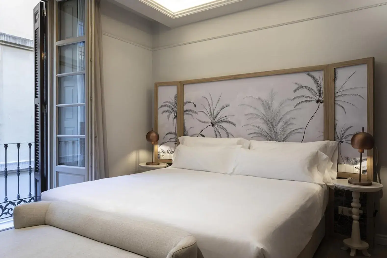 Superior Double Room in ICON Malabar Superior Double Room in ICON Malabar