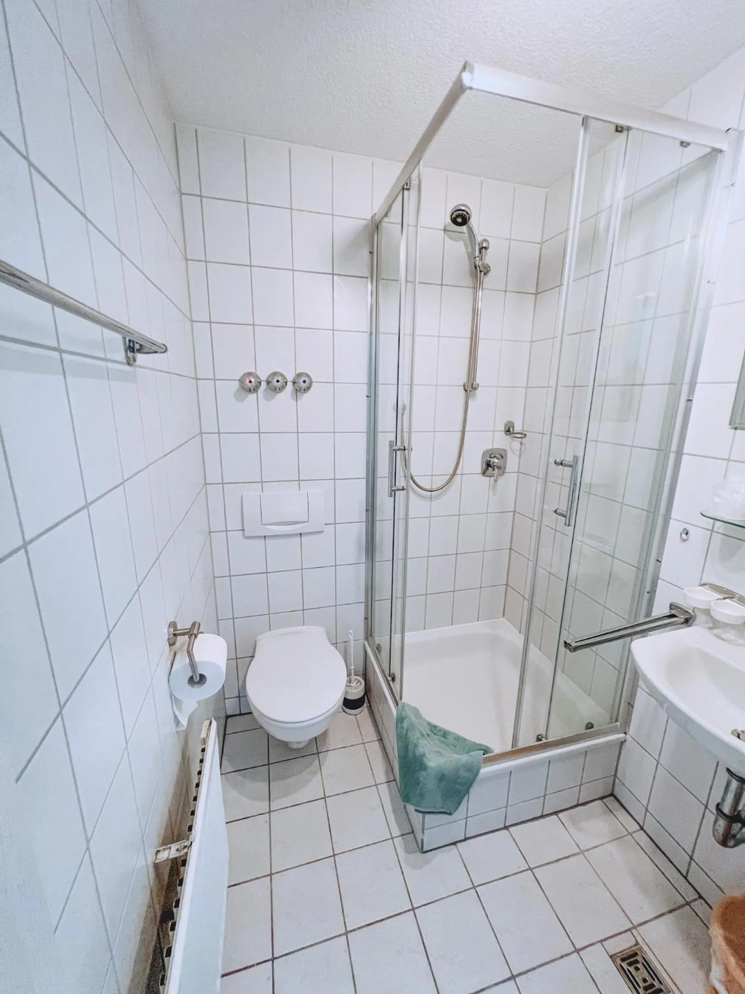 Bathroom in Hotel Schwarzach am Main