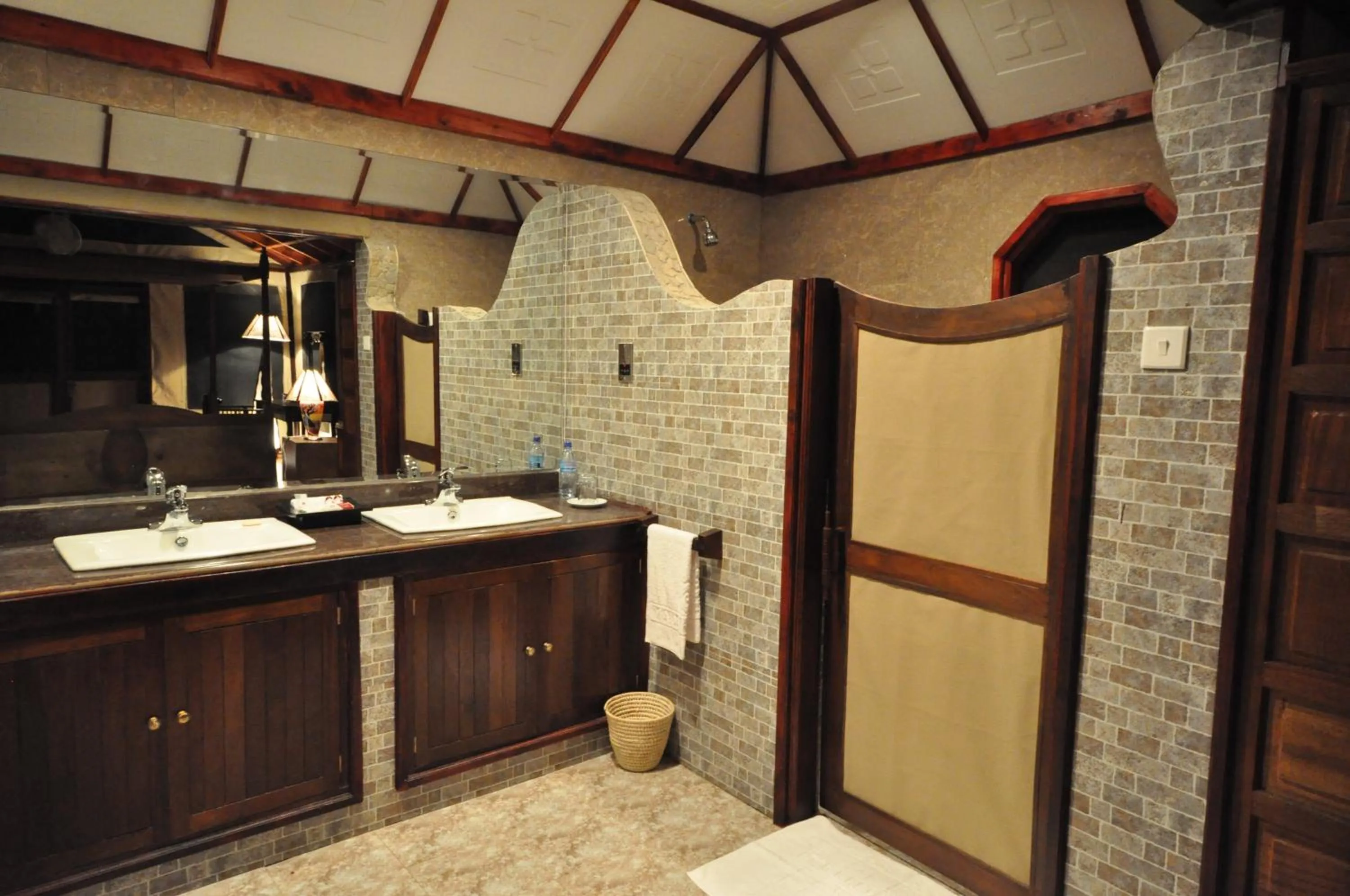 Bathroom in Elephant Rock Luxury Camp Tarangire
