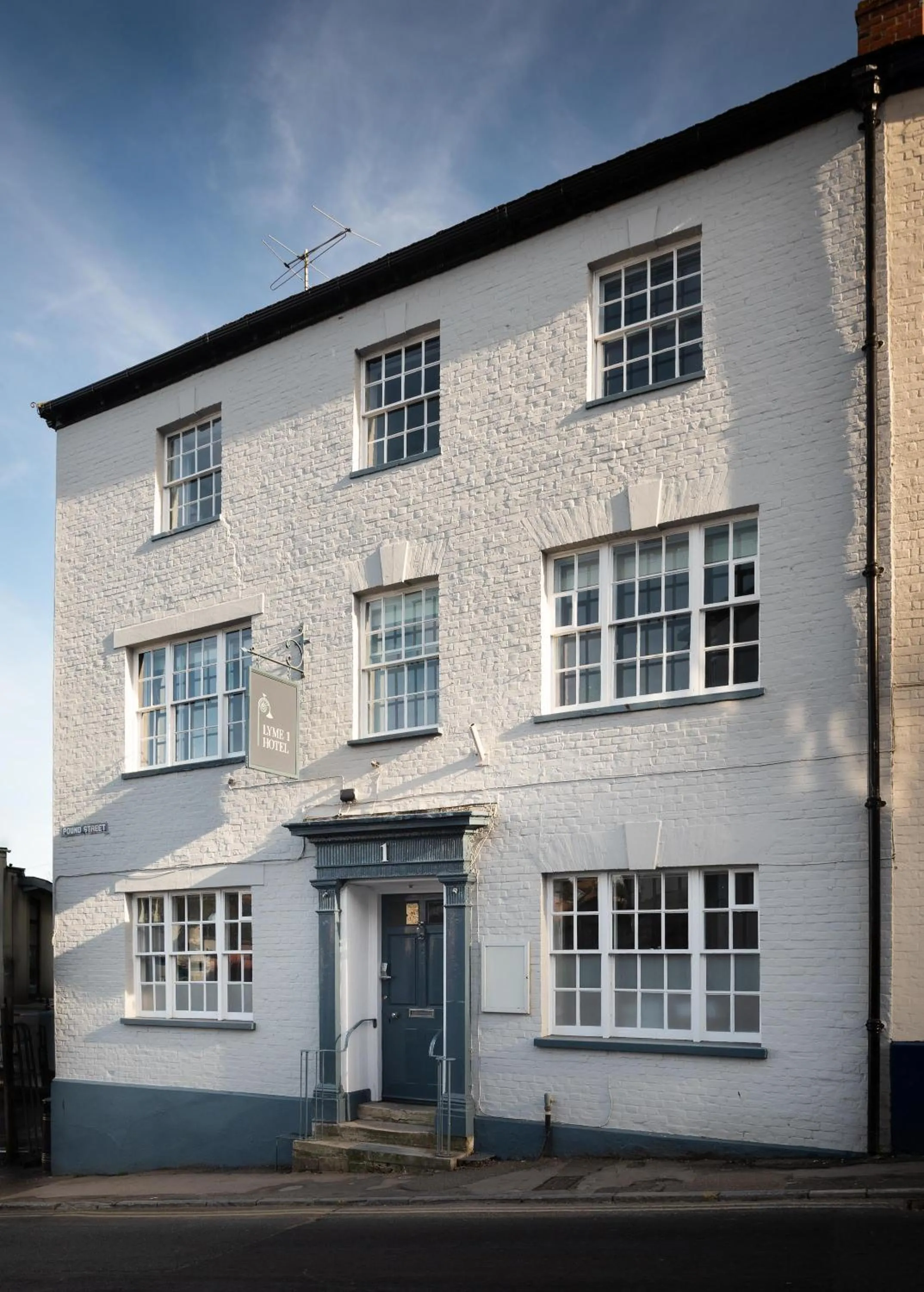 Property building in Lyme 1 Hotel