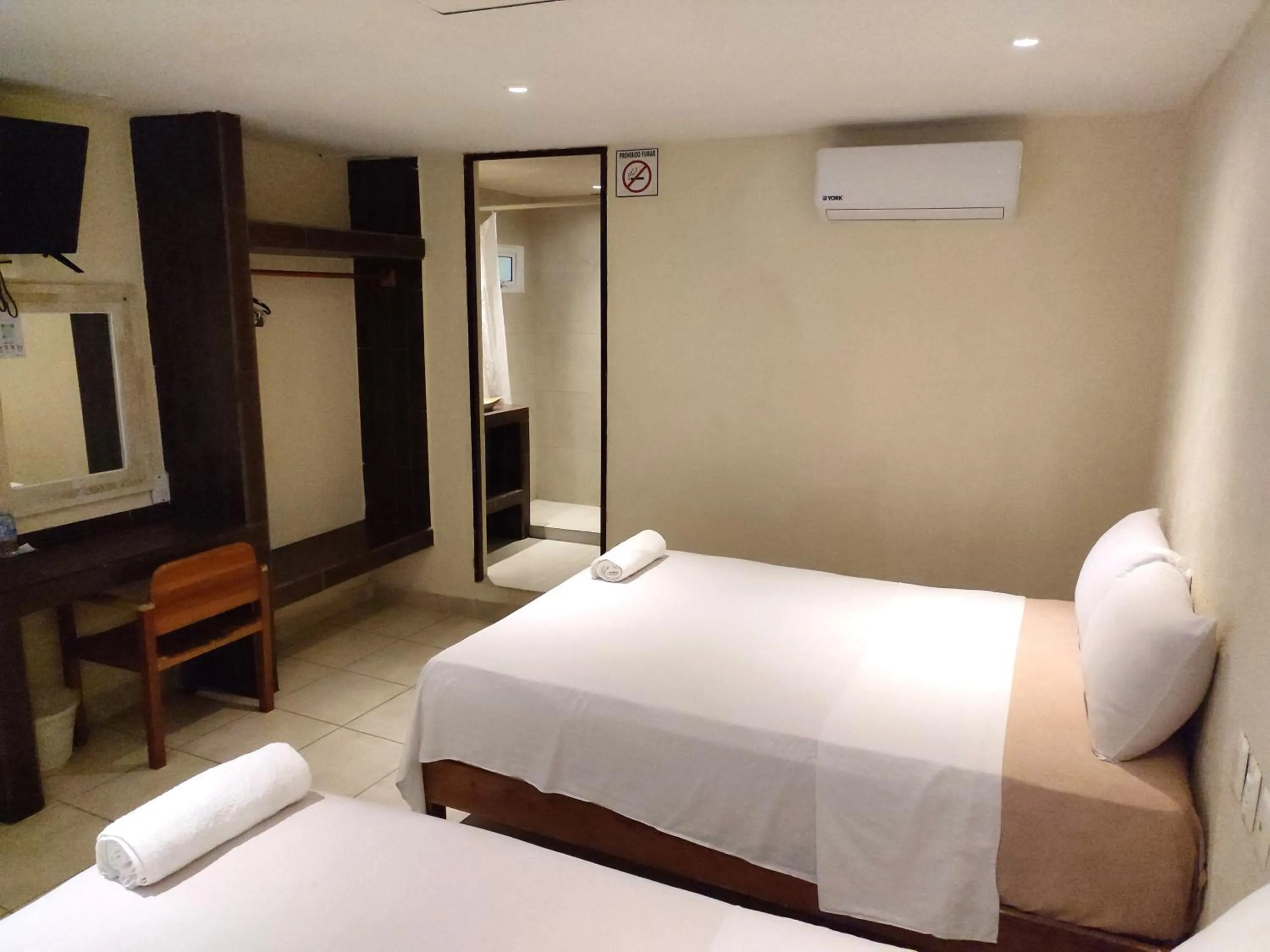 Bed in Ashly Boulevard