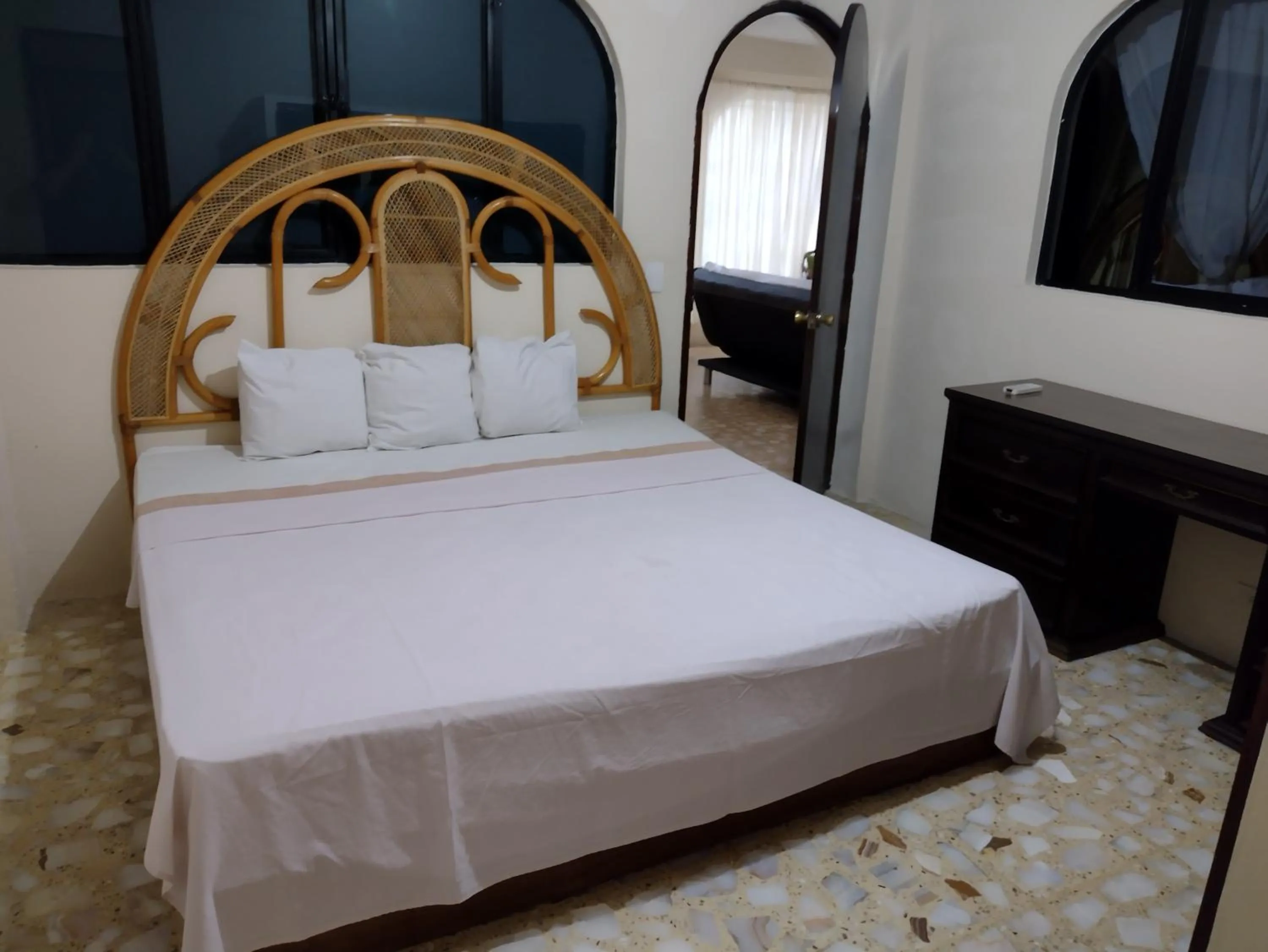 Bedroom, Bed in Ashly Boulevard