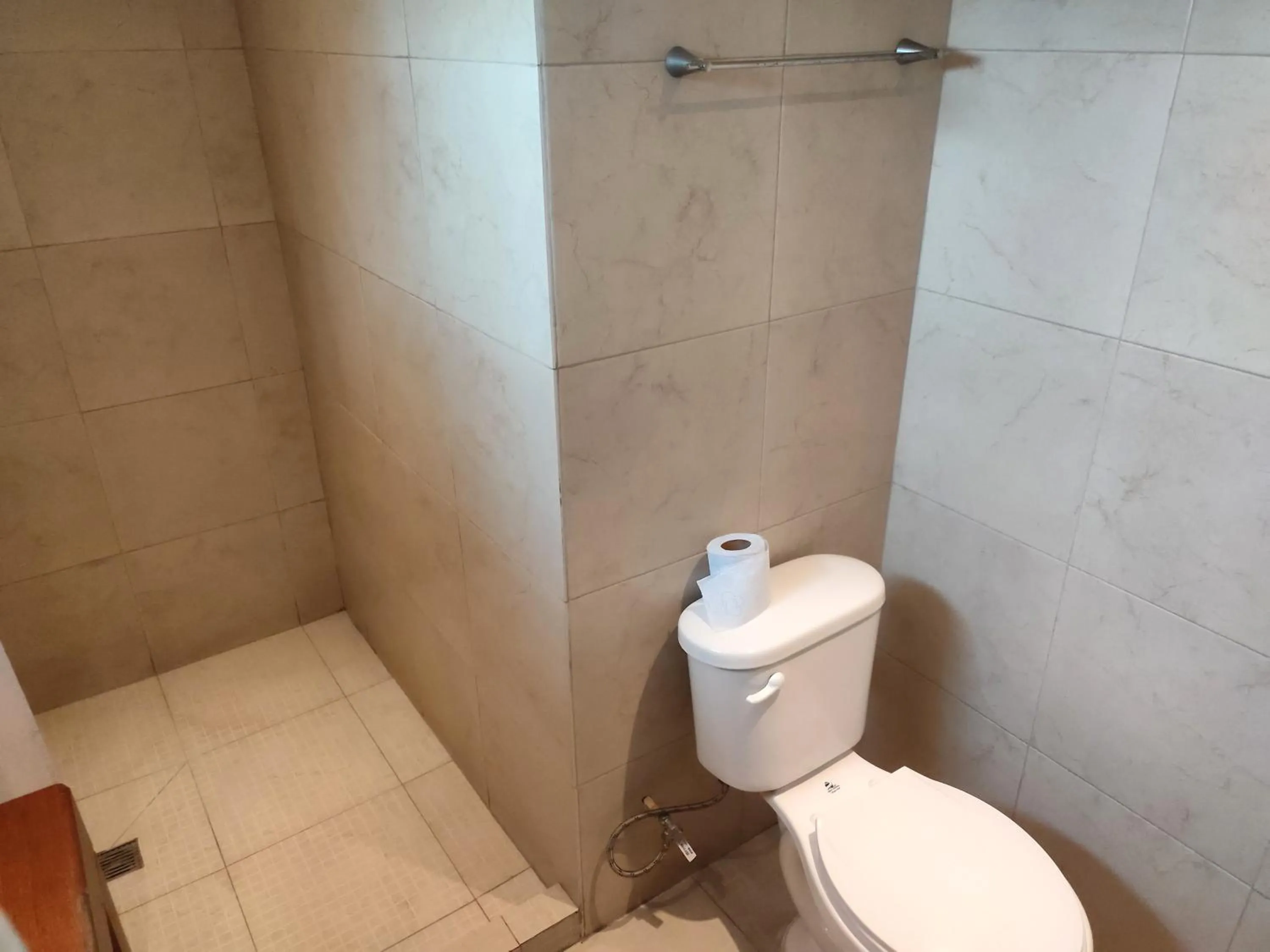 Shower in Ashly Boulevard