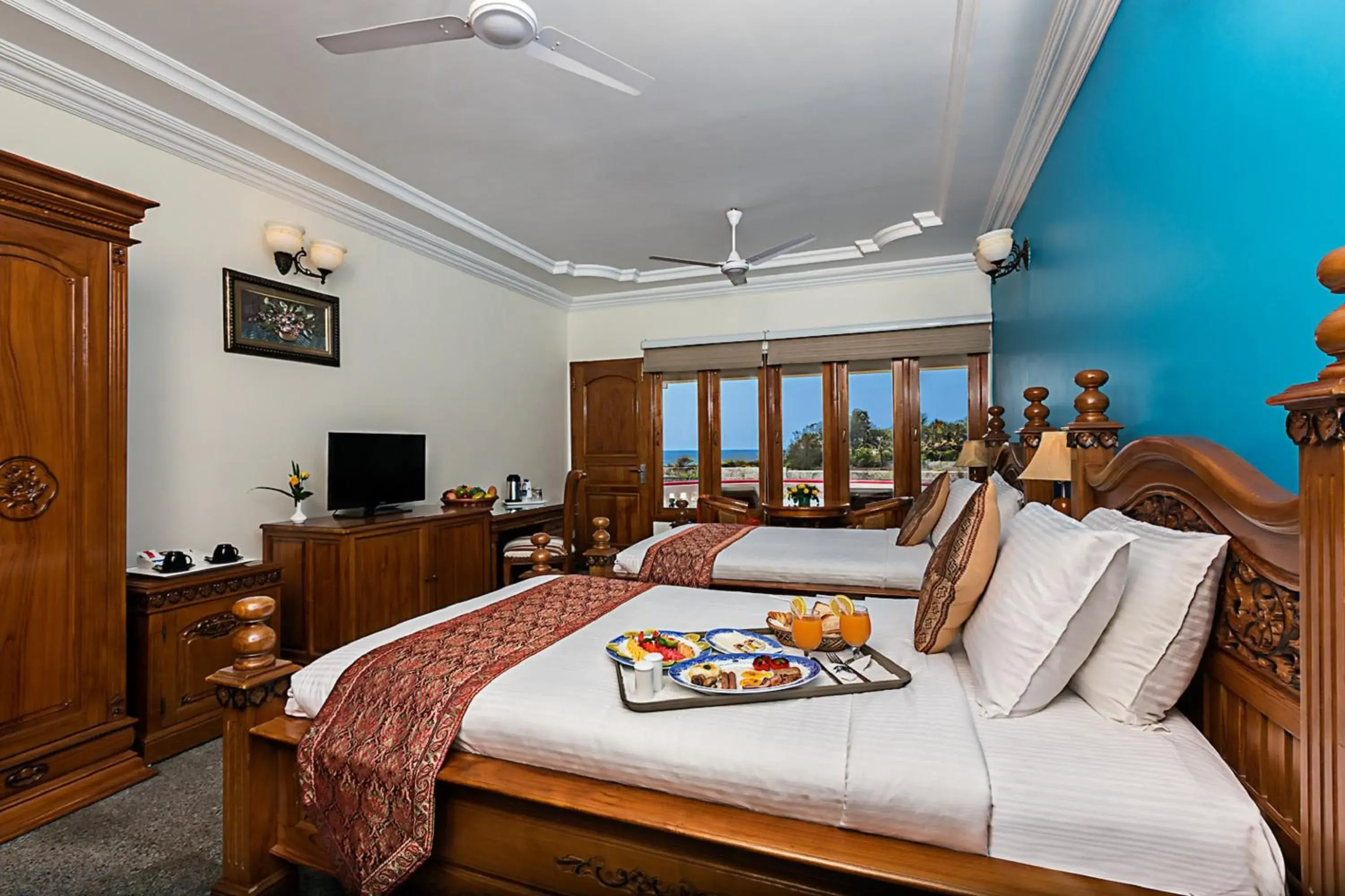 Deluxe Twin Room in Ideal Beach Resort Deluxe Twin Room in Ideal Beach Resort