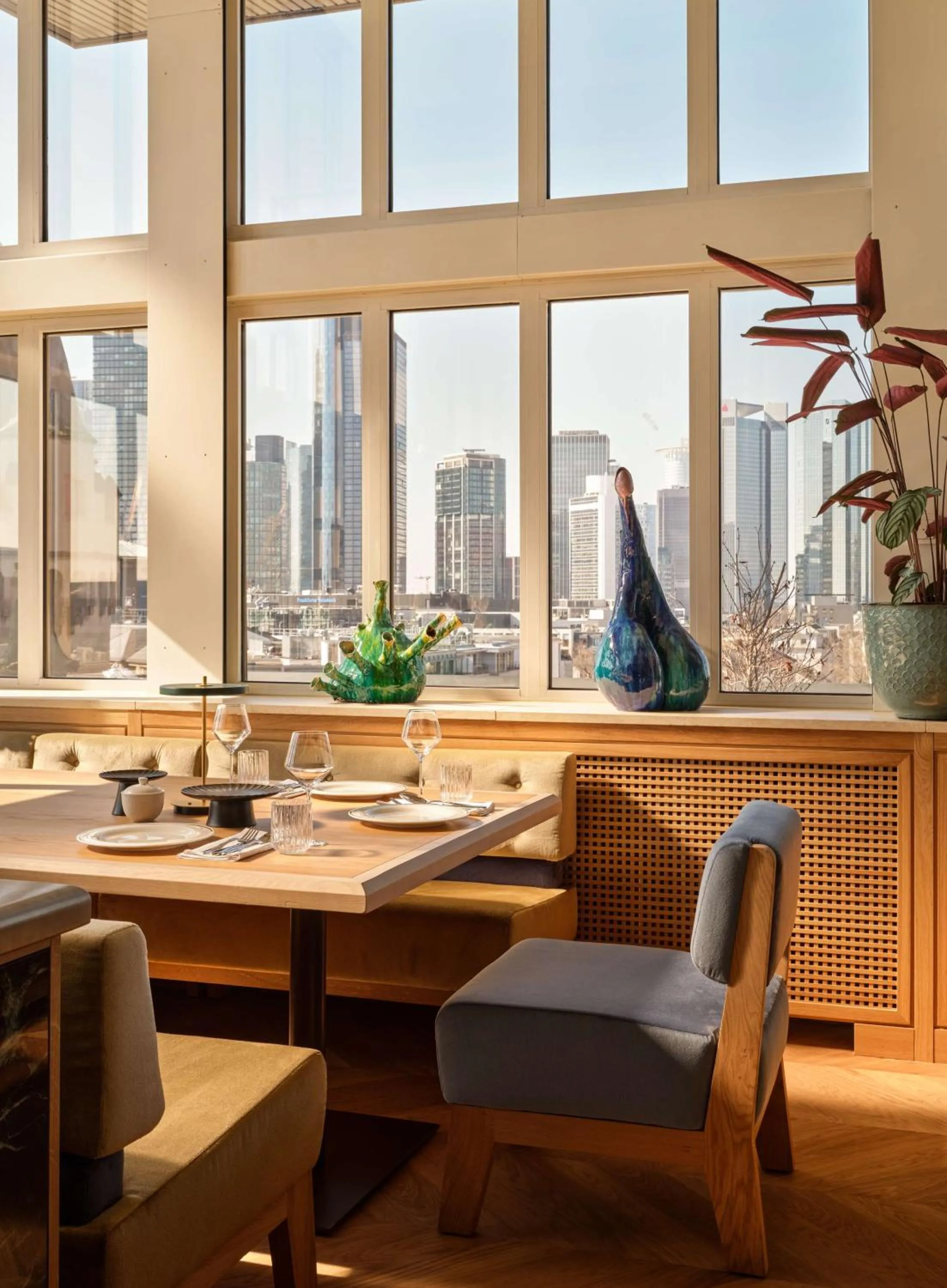 Restaurant/places to eat in Flemings Selection Hotel Frankfurt-City